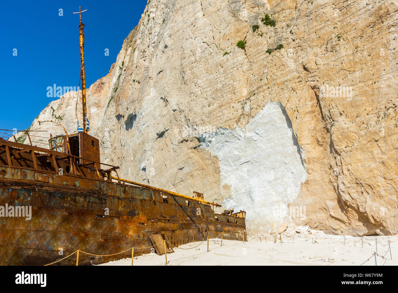 Grecia ZANTE, famoso stranded freightliner panagiotis nella spiaggia di Navagio bay Foto Stock