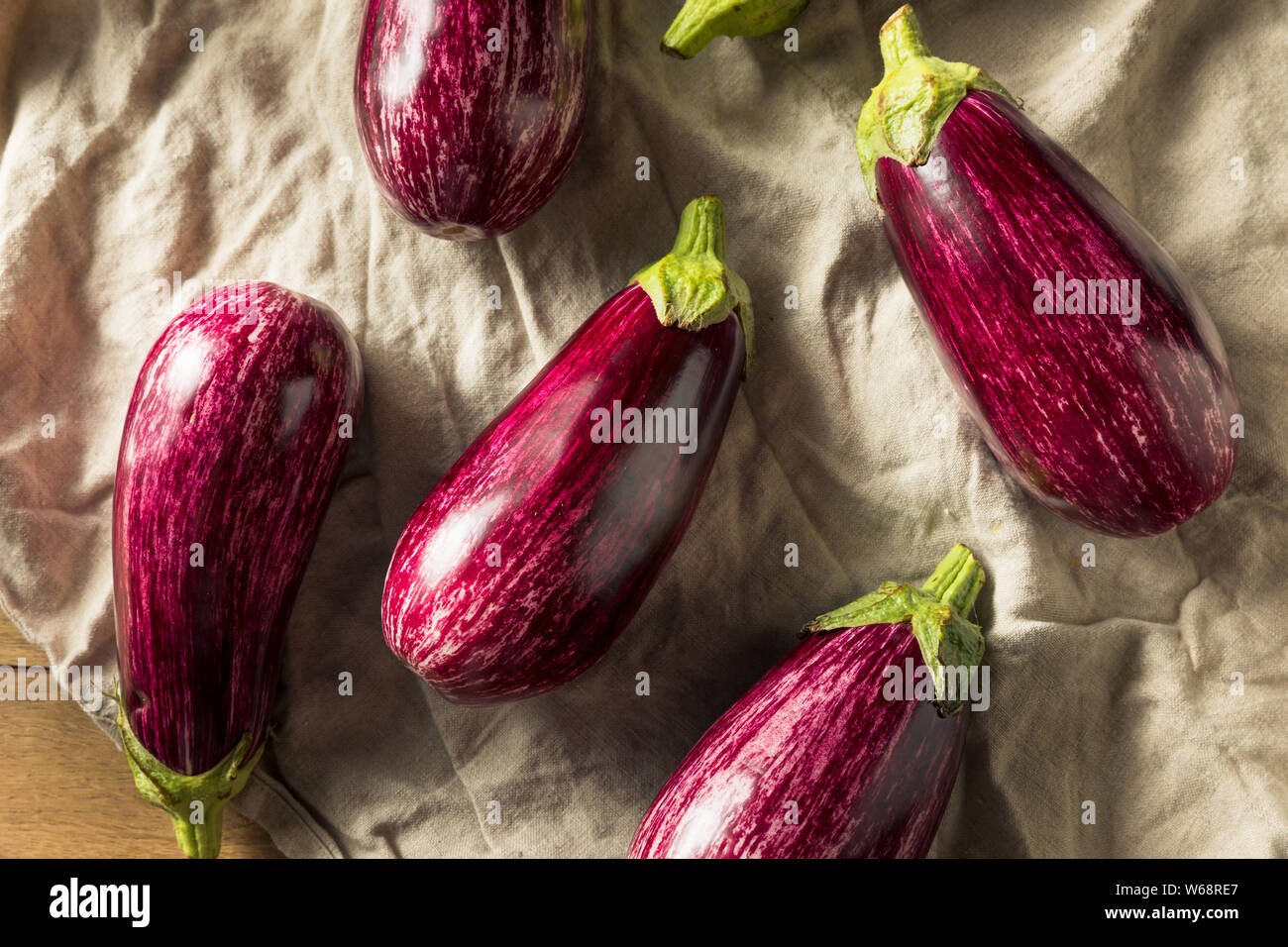 Materie organiche viola melanzane Gaffiti pronto per cucinare Foto Stock
