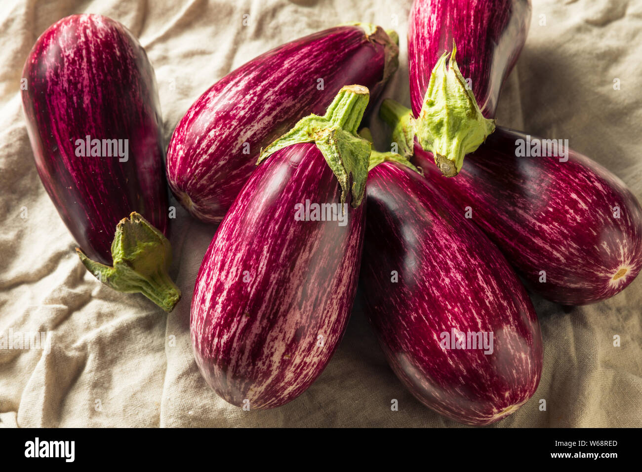 Materie organiche viola melanzane Gaffiti pronto per cucinare Foto Stock