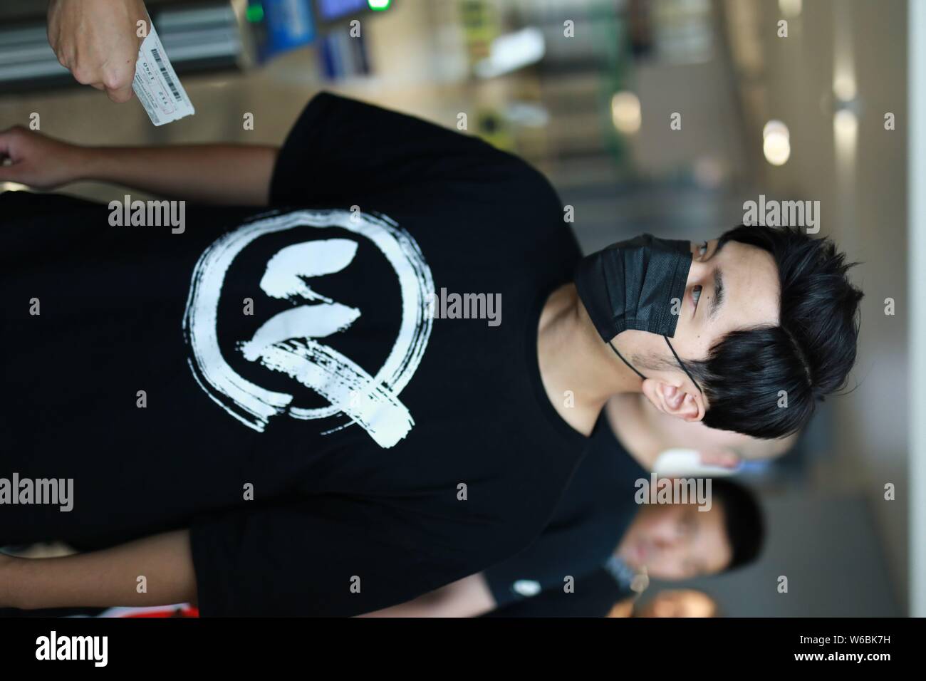 Cantante Taiwanese Jay Chou è raffigurato al Shanghai Hongqiao International Airport in Cina a Shanghai, 23 maggio 2018. Foto Stock