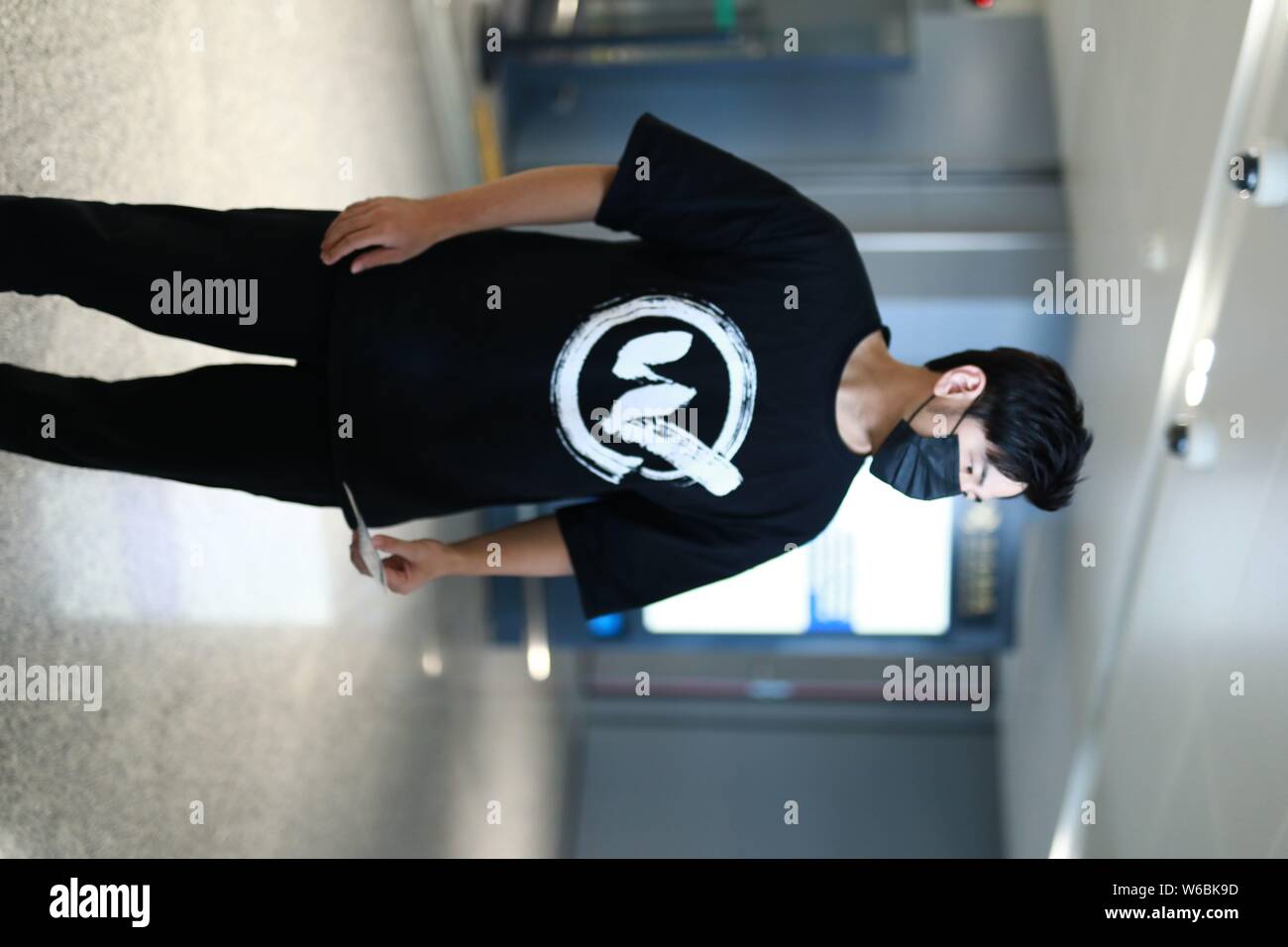 Cantante Taiwanese Jay Chou è raffigurato al Shanghai Hongqiao International Airport in Cina a Shanghai, 23 maggio 2018. Foto Stock