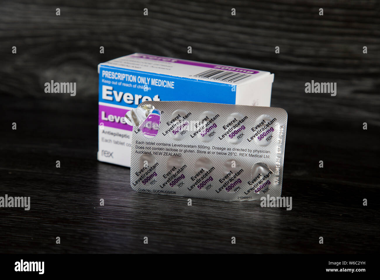 Scatola di Everet Levetiracetam Rex 500mg. Trattamento di Epilipsy, commercializzato come Keppra. Alternativa a Epilim o valproato di sodio, lamotrigina. Foto Stock