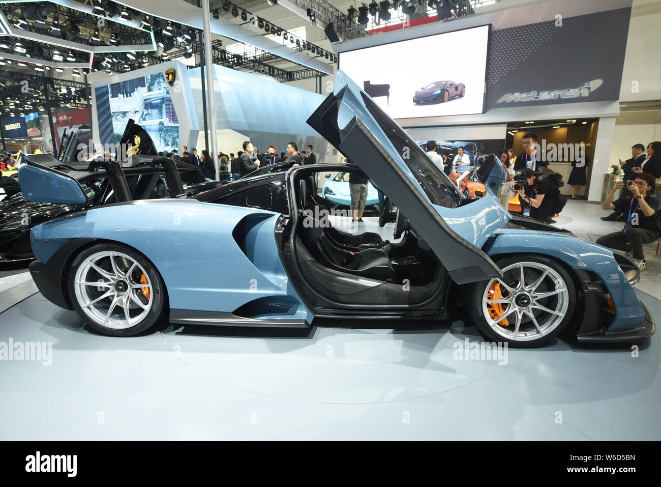 Una McLaren Senna auto è sul display durante la XV Beijing International Automotive Exhibition, noto anche come Auto China 2018, a Pechino, in Cina, 25 Ap Foto Stock