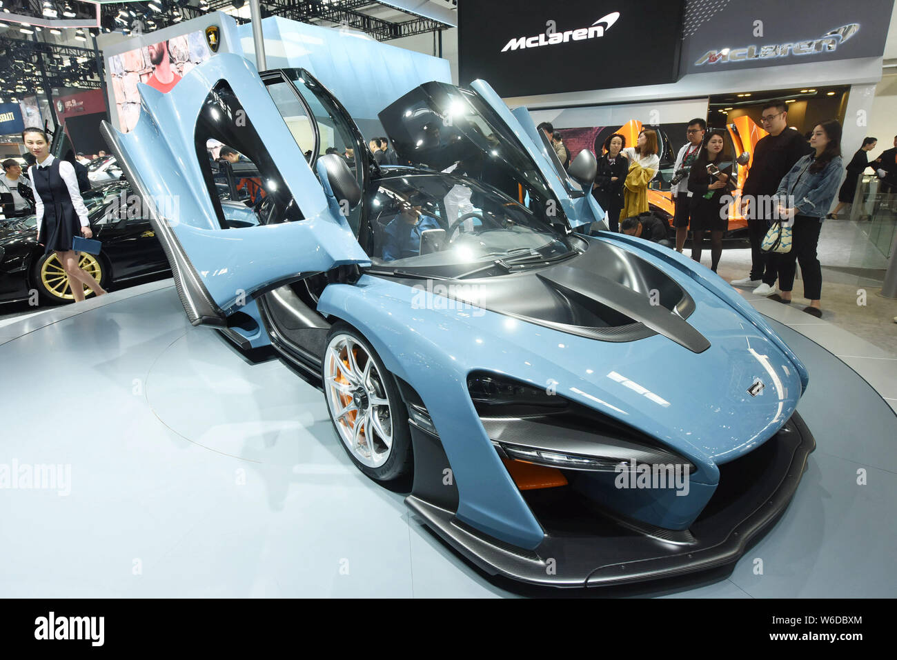 Una McLaren Senna auto è sul display durante la XV Beijing International Automotive Exhibition, noto anche come Auto China 2018, a Pechino, in Cina, 25 Ap Foto Stock