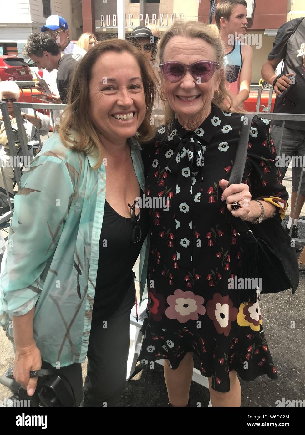 Luglio 31, 2019, Hollywood, California, Stati Uniti d'America: mi16057CHW.Hollywood Camera di Commercio onori Stacy Keach con stella sulla Hollywood Walk of Fame.1628 Vine Street vicino al famoso angolo di Hollywood & Vine, Hollywood, California, Stati Uniti d'America .07/31/2019 .NINA PROMMER E JULIET MILLS.Â©Clinton H.Wallace/Photomundo International/ Foto Inc (credito Immagine: © Clinton Wallace/Globe foto via ZUMA filo) Foto Stock