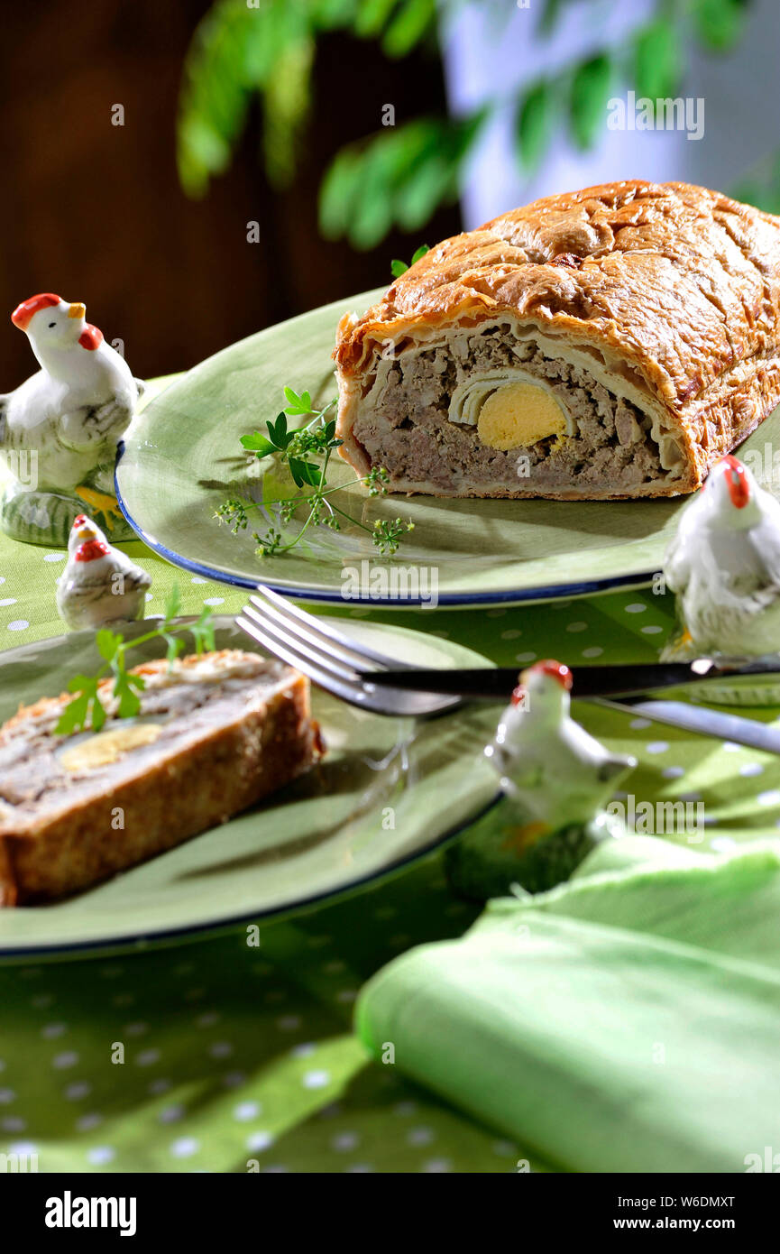 Regionale specialità culinarie: Pasqua pate dal Berry. Avviso: autorizzazione per qualsiasi uso editoriale rispettando la didascalia e il contesto di immagine e n Foto Stock