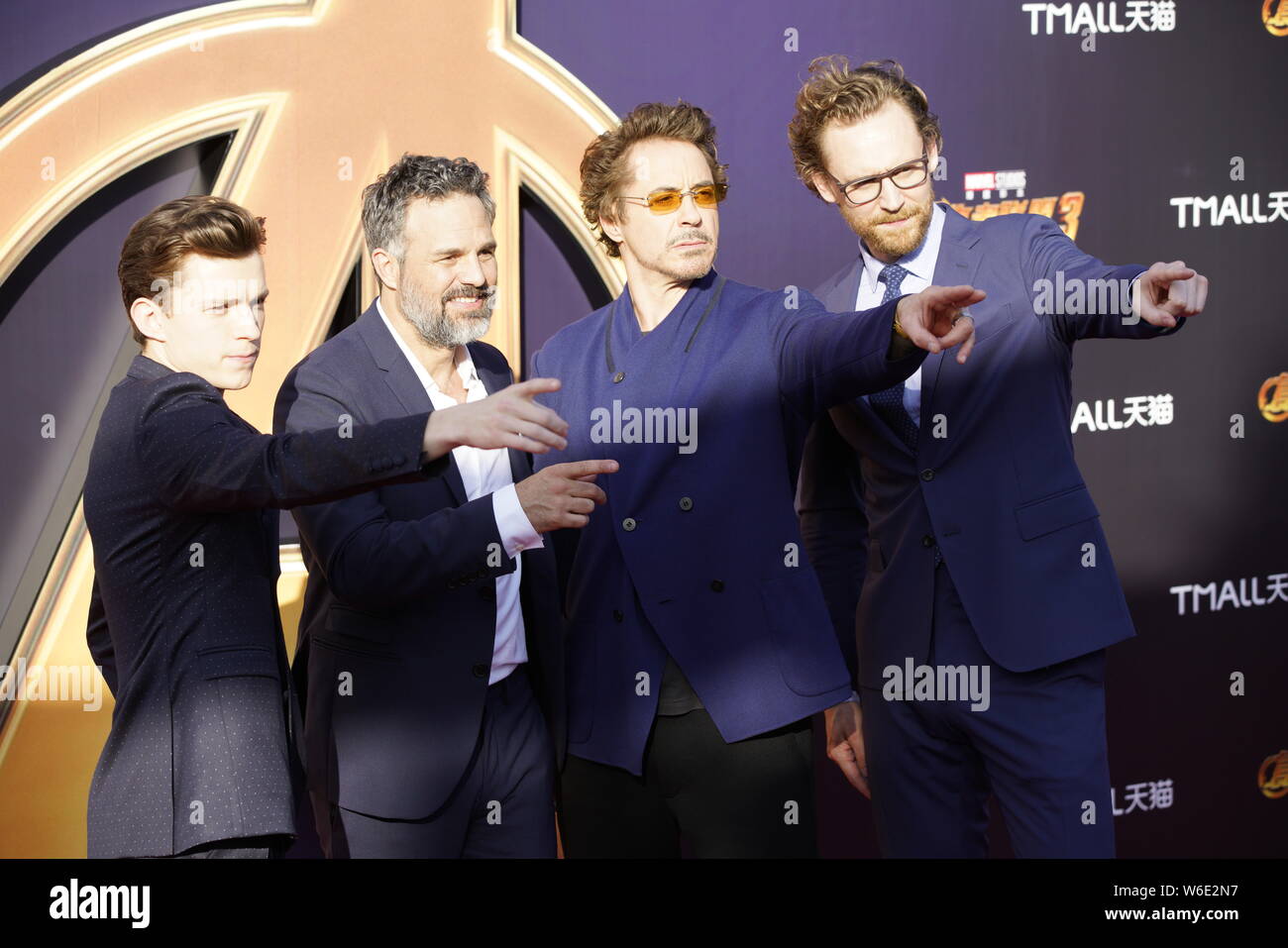 (Da sinistra) l'attore inglese Tom Holland, attore e regista Mark Ruffalo, American attore e cantante Robert Downey Jr e attore inglese Tom Ciao Foto Stock