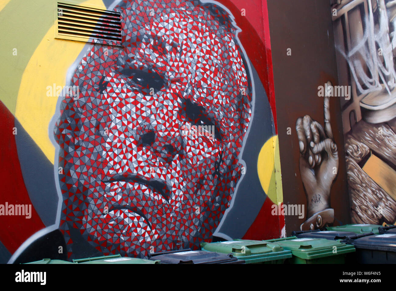 Graffity, Belfast, Nordirland/ Irlanda del Nord (nur fuer redaktionelle Verwendung. Keine Werbung. Referenzdatenbank: http://www.360-berlin.de. © Jen Foto Stock