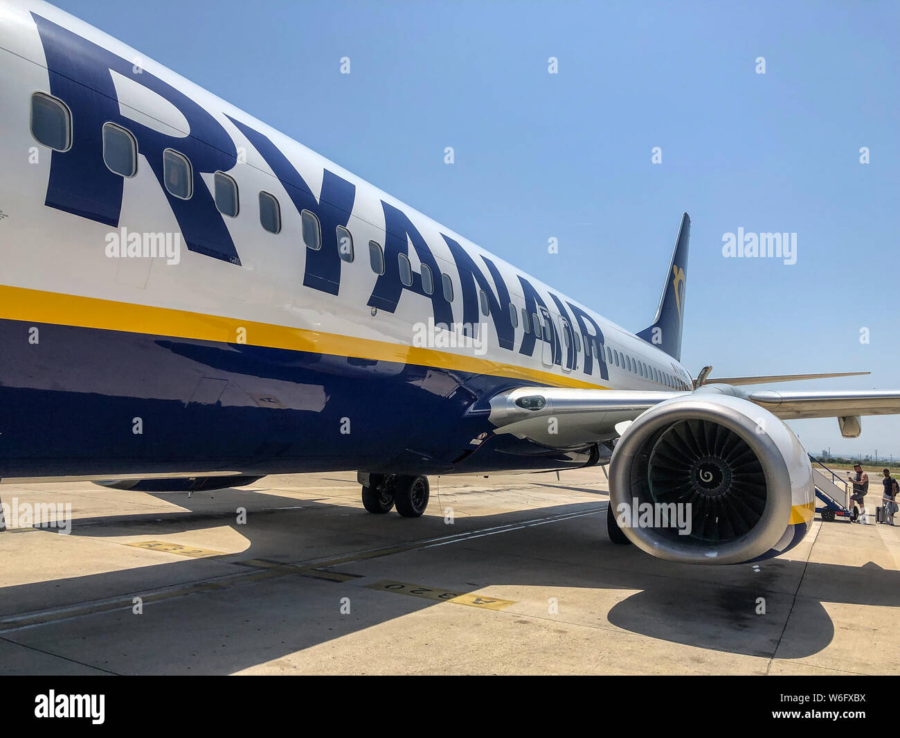 Ryanair jet del passeggero arriva all'Aeroporto Reus in Spagna Foto Stock