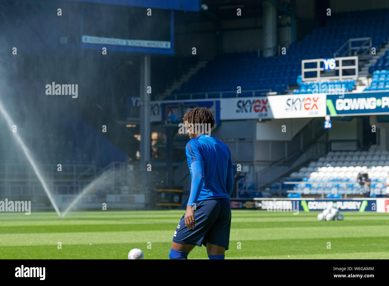 Ebere Eze di QPR Foto Stock