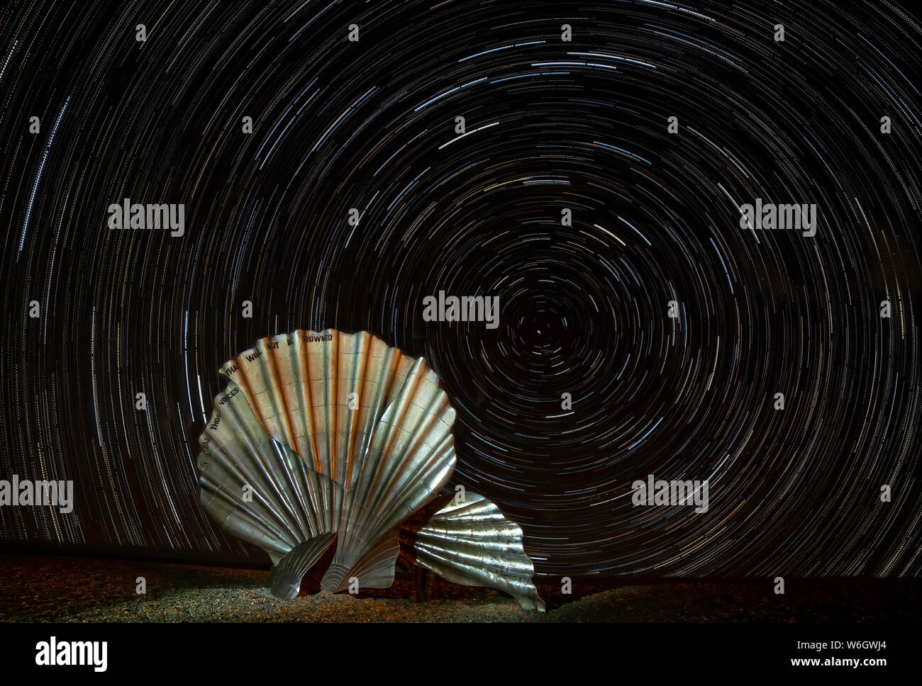 Scaloppa di Aldeburgh Star Trail Foto Stock