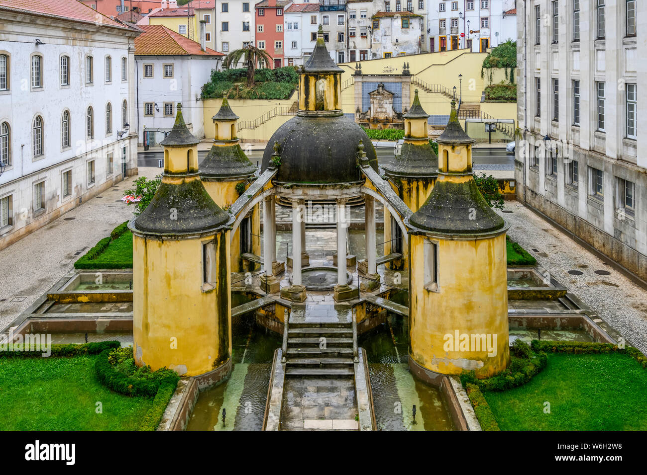 Edificio storico di Coimbra, Portogallo; Coimbra comune, distretto di Coimbra, Portogallo Foto Stock