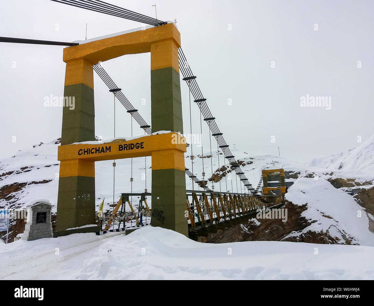 Chicham Bridge o Kibber Chicham ponte in Spiti Valley, Himachal Pradesh è segnalata come l Asia del ponte più alto. Foto Stock