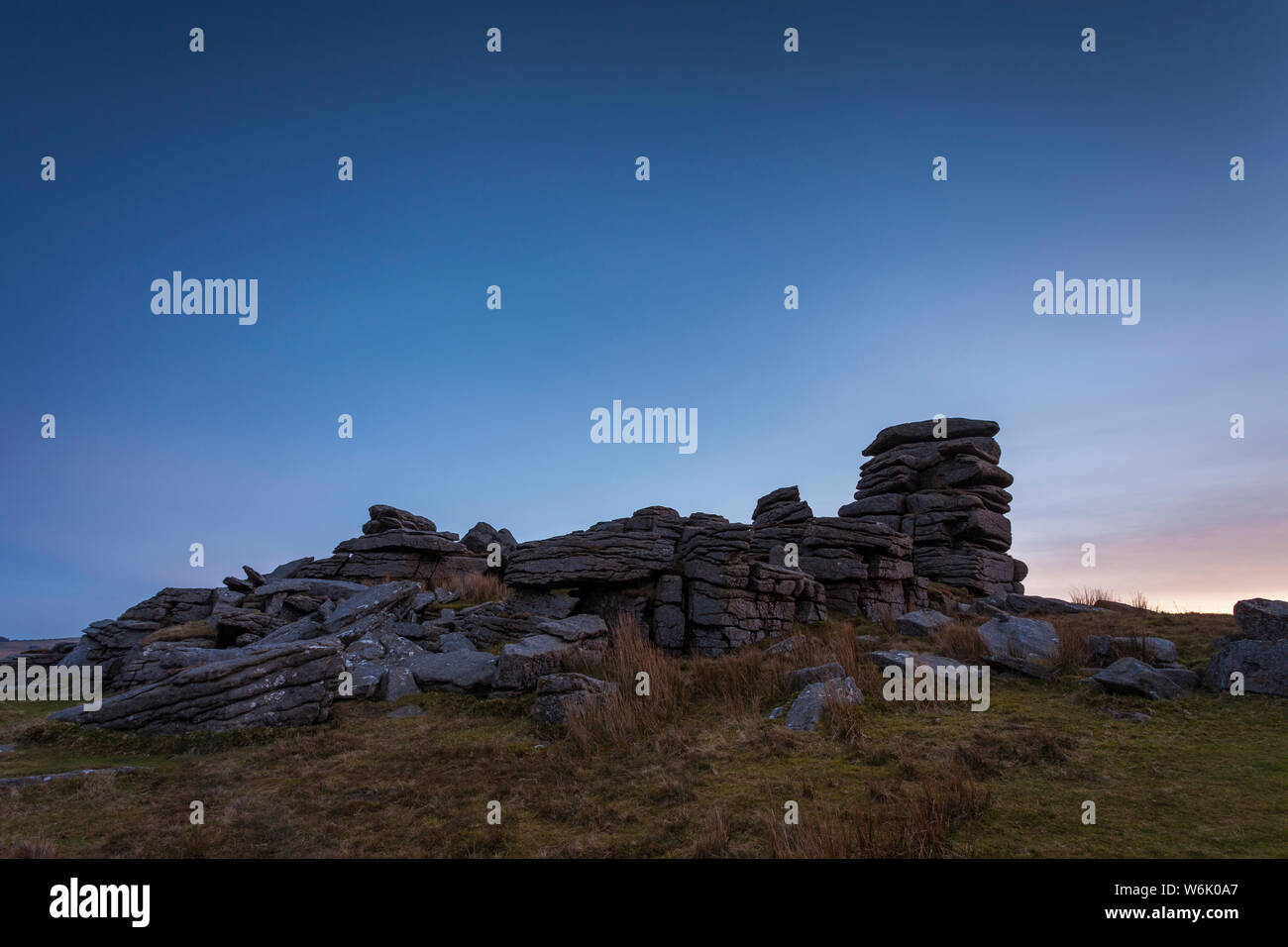 Vista della formazione di roccia su grande fiocco Tor,Parco Nazionale di Dartmoor, Devon, Regno Unito Foto Stock