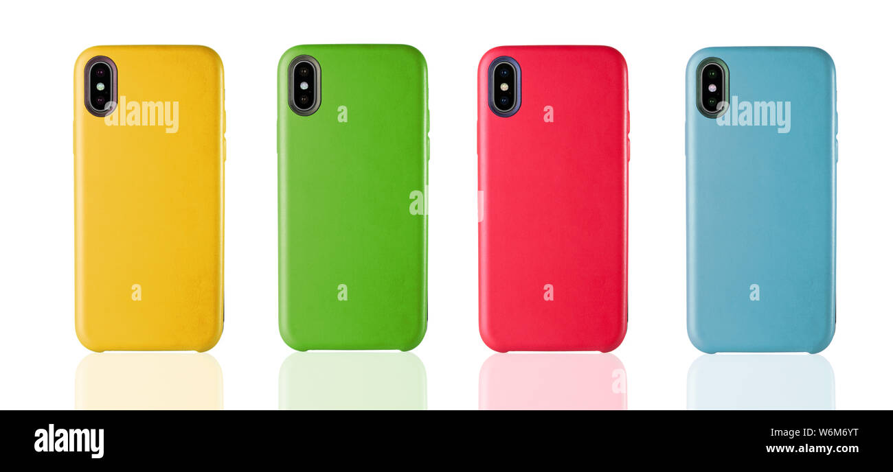 Quattro giallo e rosso, verde, blu phone custodie in pelle bianca su sfondo isolato, classic design accessori. Foto Stock