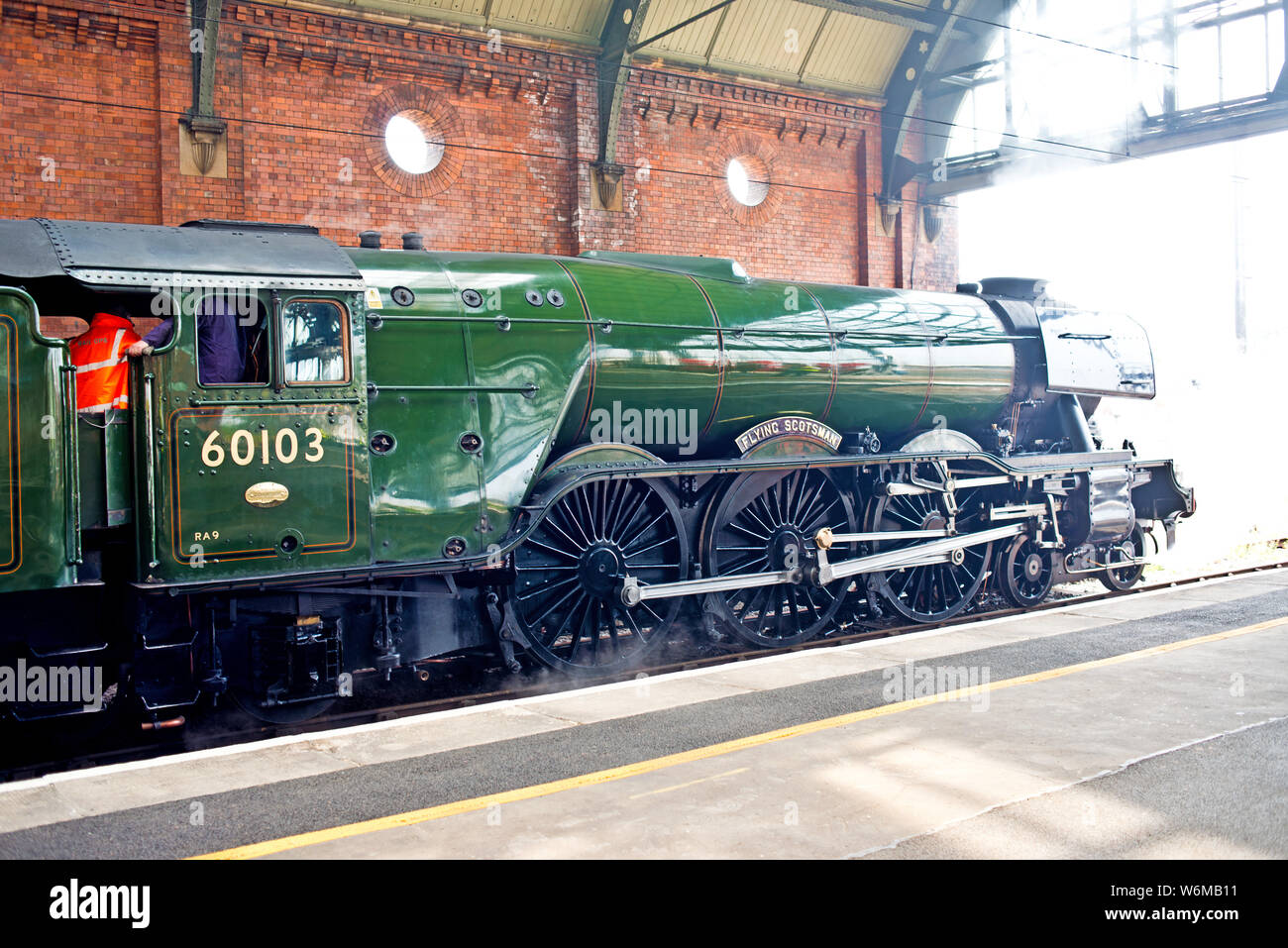 A3 Pacific n. 60103 Flying Scotsman a Darlington stazione ferroviaria, Darlington, Inghilterra, 30 Luglio 2019 Foto Stock