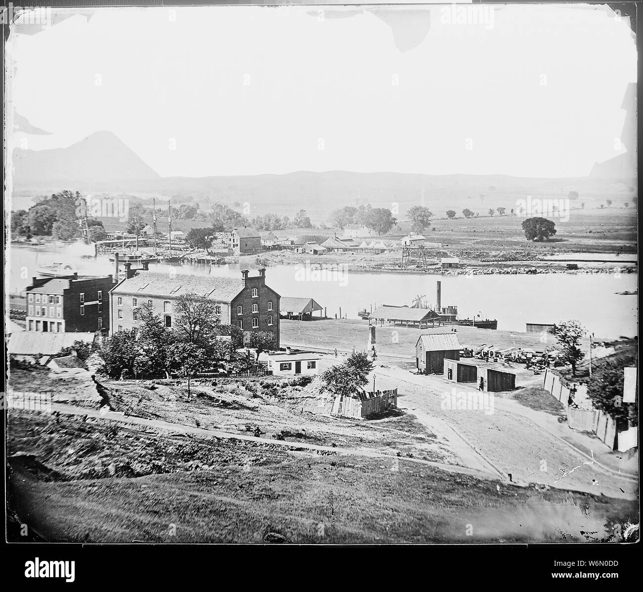 Vista di Rocketts su James River sotto Richmond Foto Stock