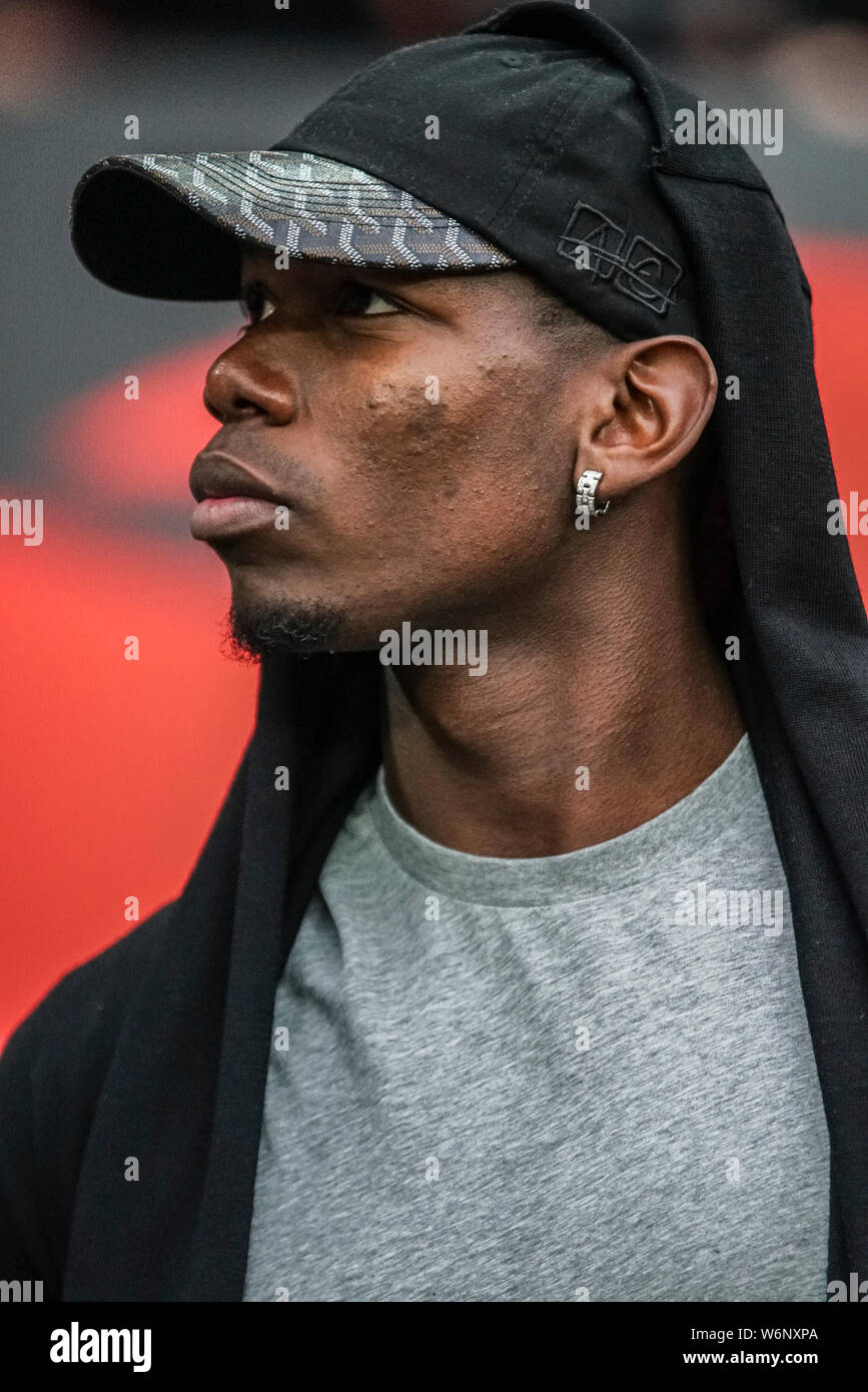 Londra, Inghilterra - 30 ottobre 2016: Manchester United player, Paul Pogba assiste la NFL International Series gioco tra il Cincinatti Bengals e Washington Redskins. Posizione: Wembley Stadium il 30 ottobre 2016 a Londra, Foto Stock