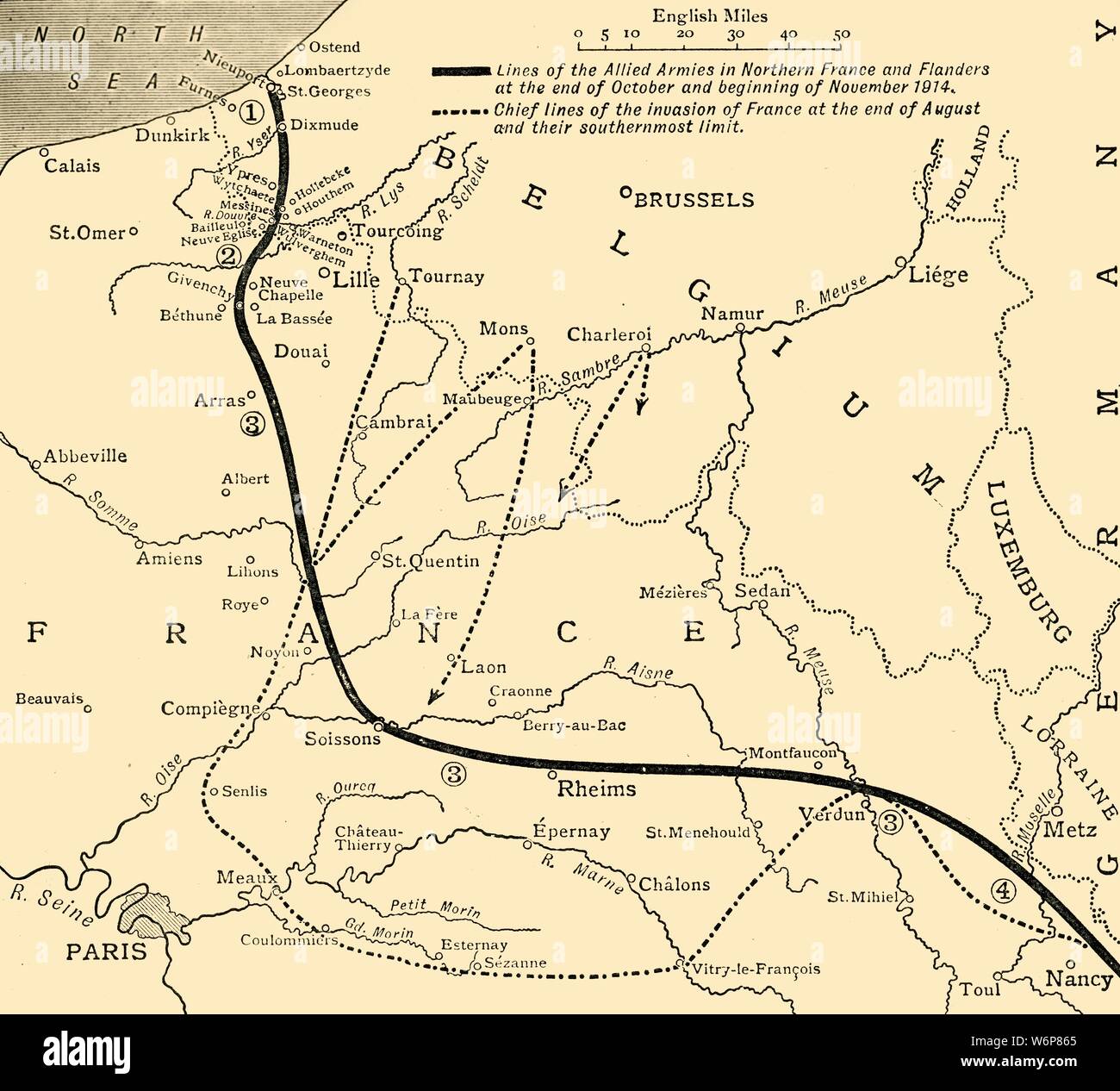 Gli eserciti alleati in Francia e nelle Fiandre, la prima guerra mondiale, 1914, (c1920). 'Sketch mappa che mostra le linee degli eserciti alleati nel Nord della Francia alla fine di ottobre e inizio di novembre, 1914". Da "La grande guerra mondiale - una storia" Volume II, edito da Frank un Mumby. [Il Gresham Publishing Company Ltd, Londra, c1920] Foto Stock