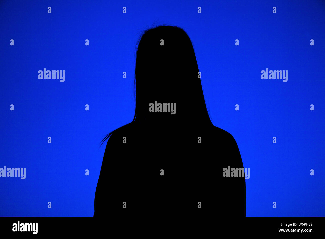 Silhouette di donna Foto Stock