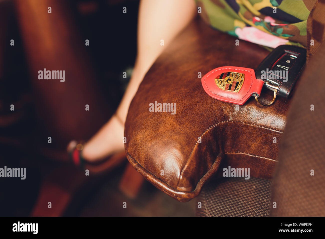 Portachiavi Auto In Pelle Con Strass - Portachiavi Universale Con Cacciavite E Anelli - Foto 3