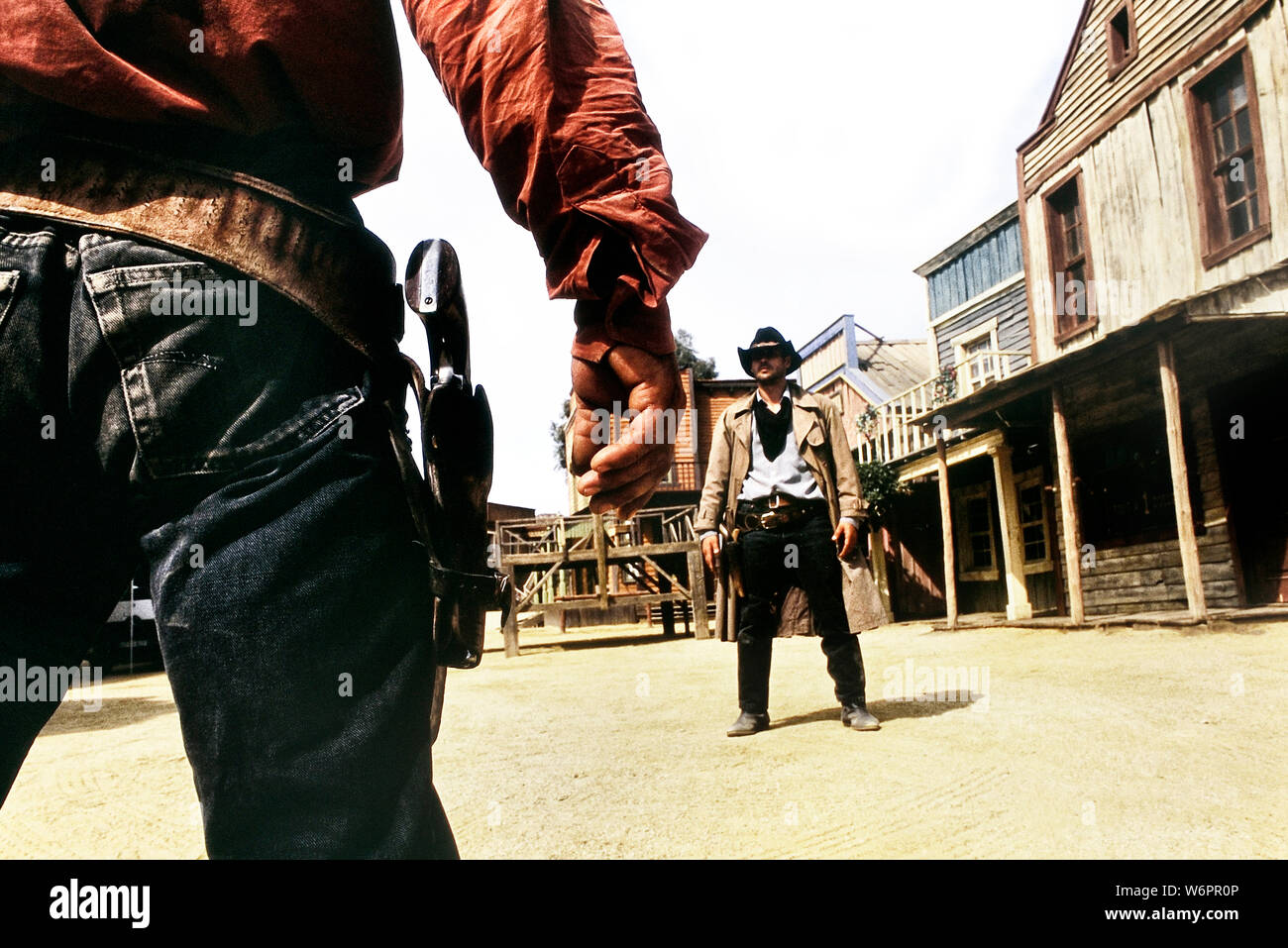 Cowboy, cowboy sparano a Fort Bravo / Texas Hollywood, Almeria, Spagna Foto Stock