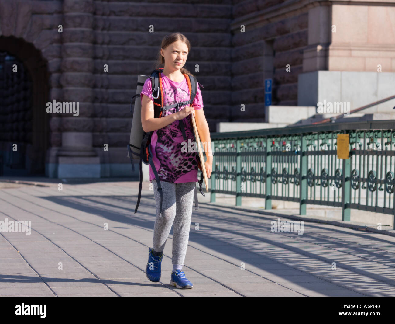 Stoccolma, Svezia. Il 2 agosto, 2019. 16-anno-vecchio clima svedese Greta attivista Thunberg ultima manifestazione a Stoccolma il venerdì prima di andare al Foto Stock
