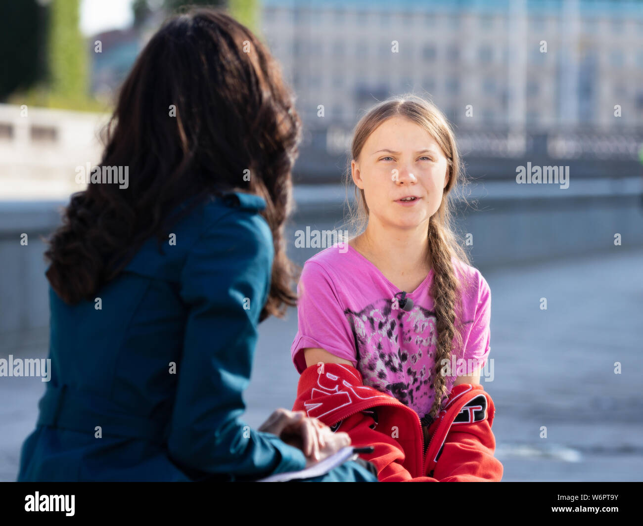 Stoccolma, Svezia. Il 2 agosto, 2019. 16-anno-vecchio clima svedese Greta attivista Thunberg ultima manifestazione a Stoccolma il venerdì prima di andare al Foto Stock