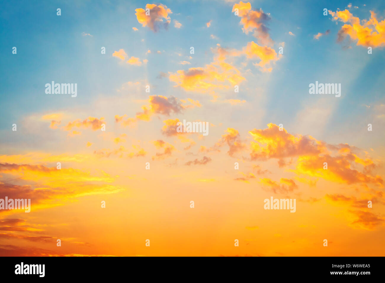 Sunrise unico sfondo per la meditazione. nuovo sfondo Foto Stock