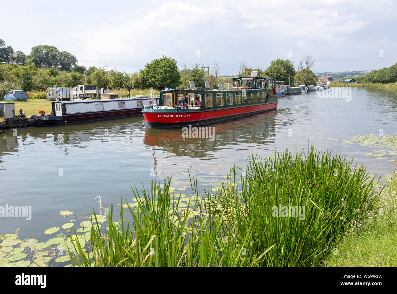 Gloucester e Nitidezza Canal, Purton, Gloucestershire, Inghilterra, Regno Unito Leonard Matchan, il Salice Trust barca stretta Foto Stock