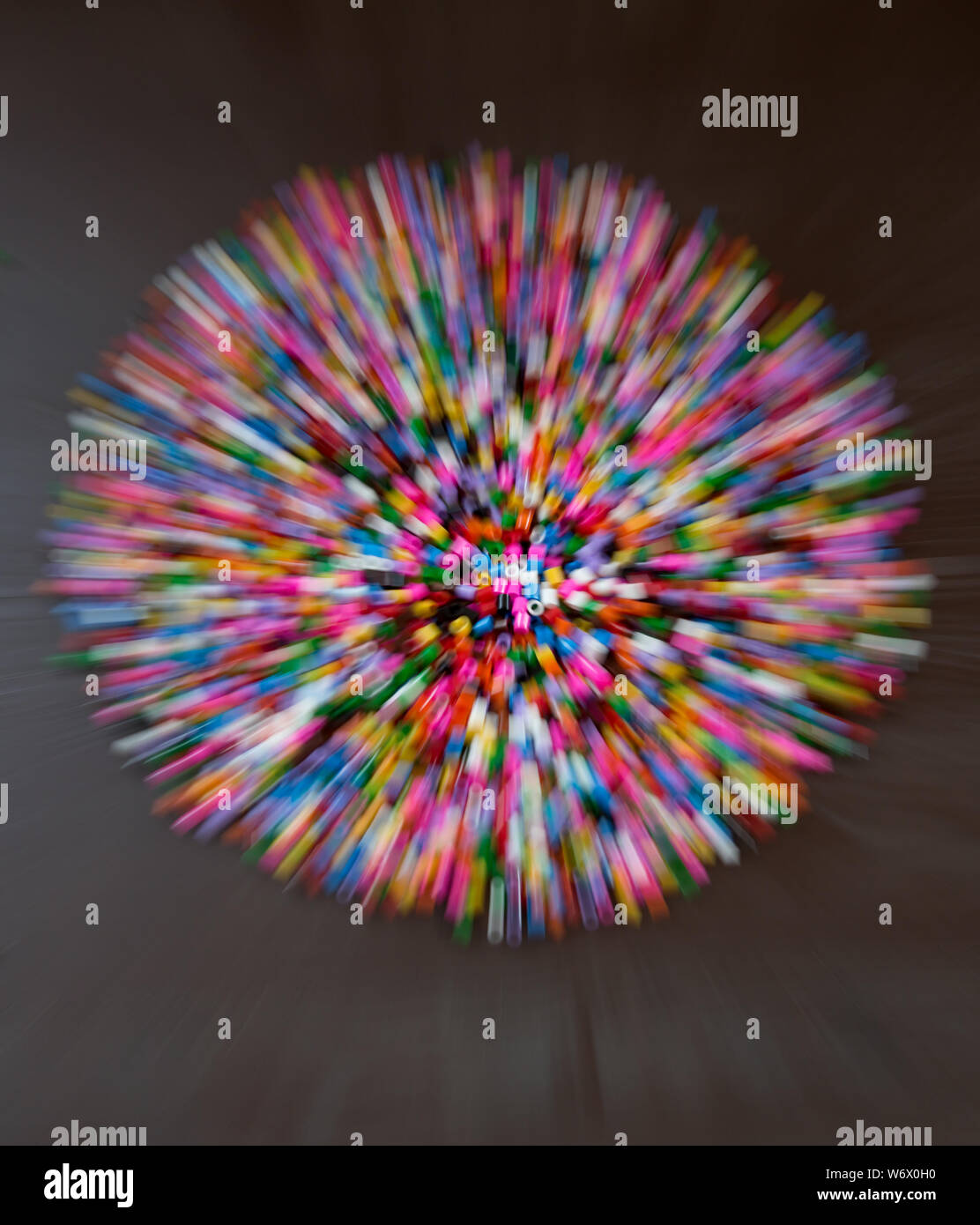 Sfondo con perline colorate, macro sfondo Foto Stock