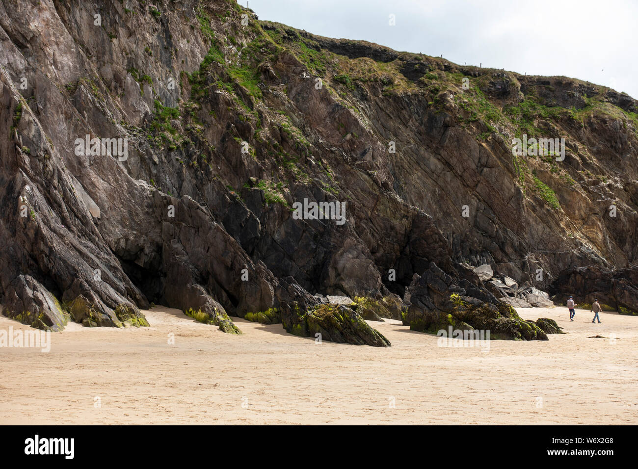 Spiaggia Coumeenoole sulla penisola di Dingle, nella contea di Kerry, Repubblica di Irlanda Foto Stock