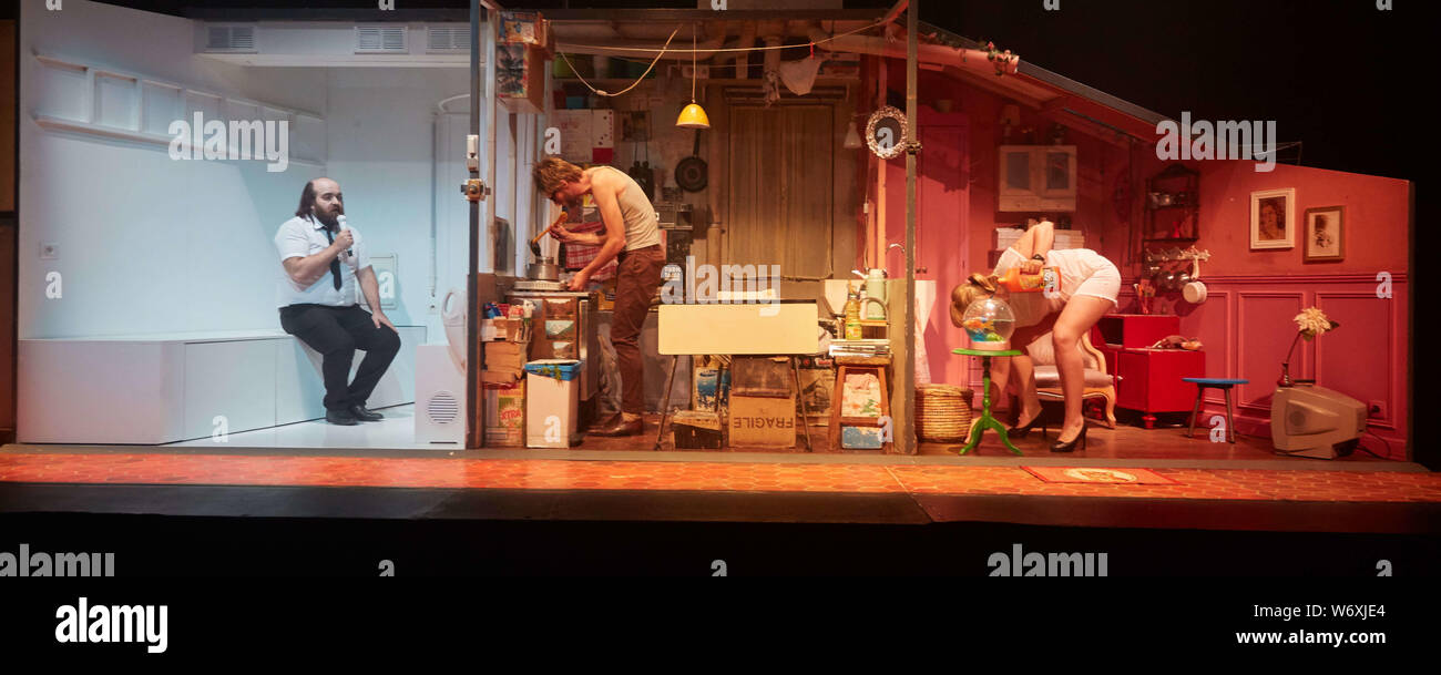 Edimburgo, Scozia. Regno Unito. Il 3 agosto 2019. Premere il tasto di chiamata La Pleasance Gala di apertura 2019 Hosted by Suzi Ruffell parte di Edinburgh Fringe Festival 2019. Andrew Eaton/Alamy Live News. Foto Stock