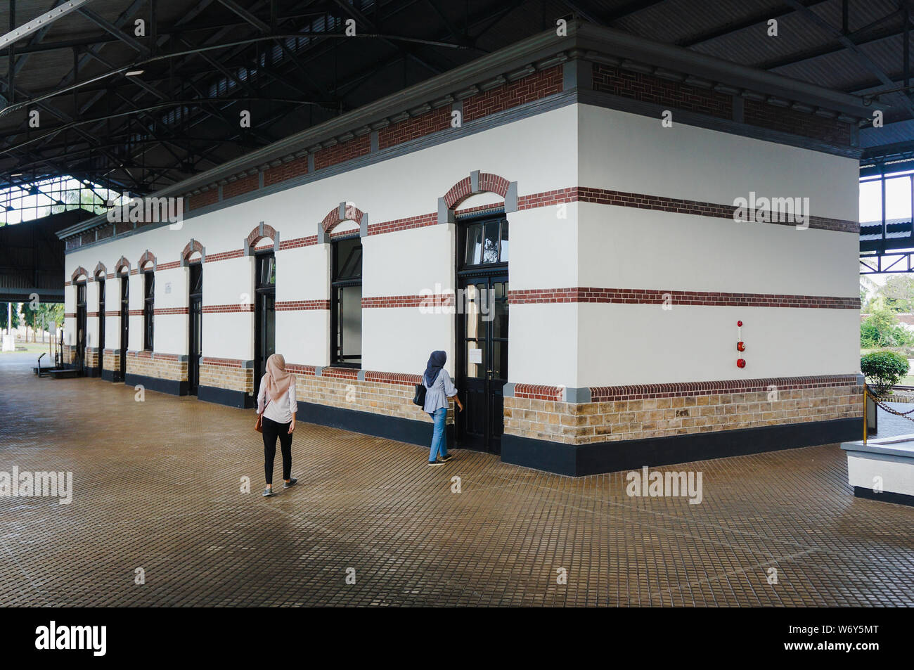 Il vecchio edificio della stazione e museo delle ferrovie Ambarawa, Indonesia Foto Stock