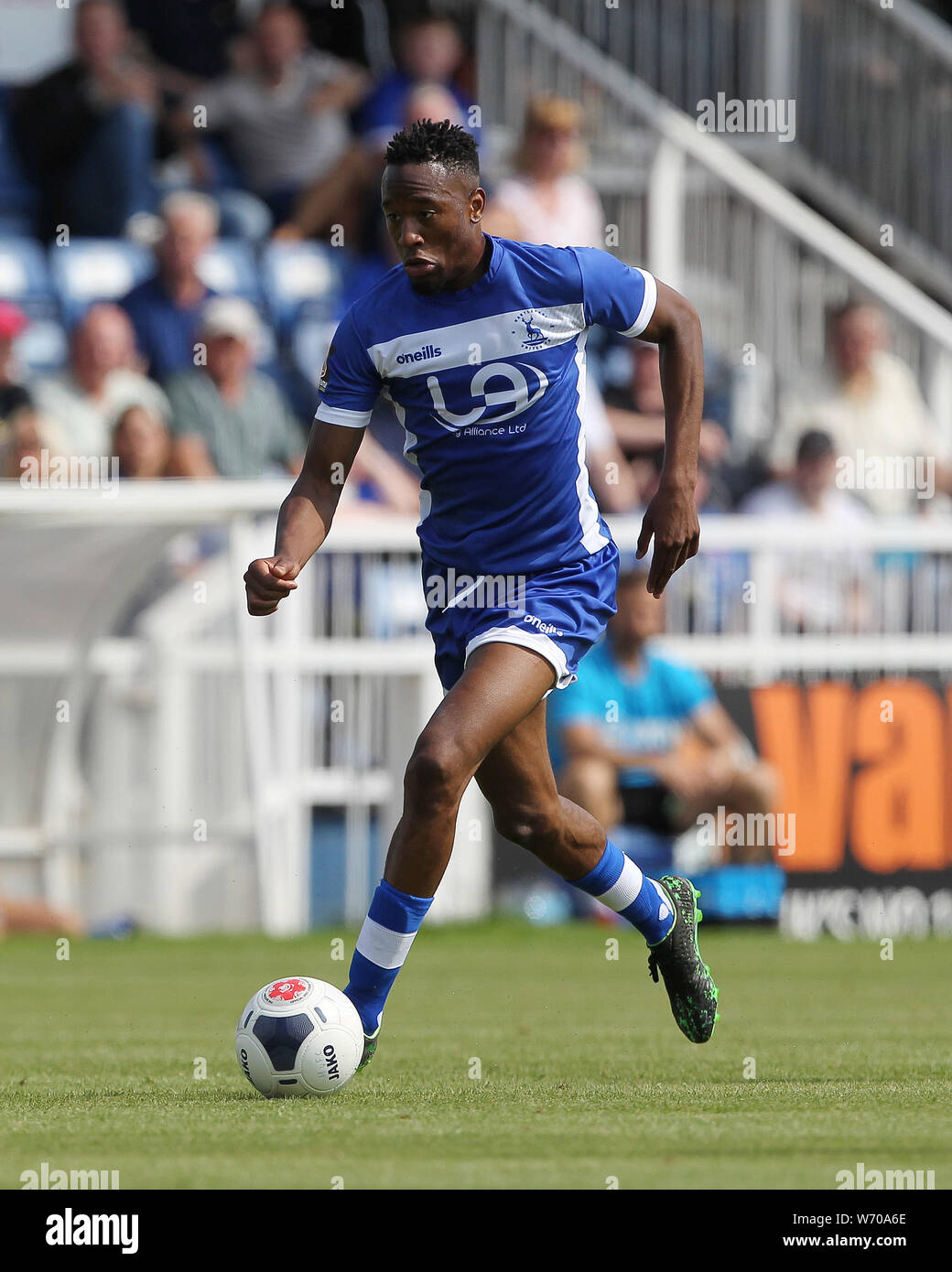 HARTLEPOOL, INGHILTERRA 3 Agosto Nicke Kabamba di Hartlepool Regno in azione durante il Vanarama National League match tra Hartlepool Regno e Sutton uniti al Victoria Park, Hartlepool sabato 3 agosto 2019. (Credit: Mark Fletcher | MI News) Foto Stock