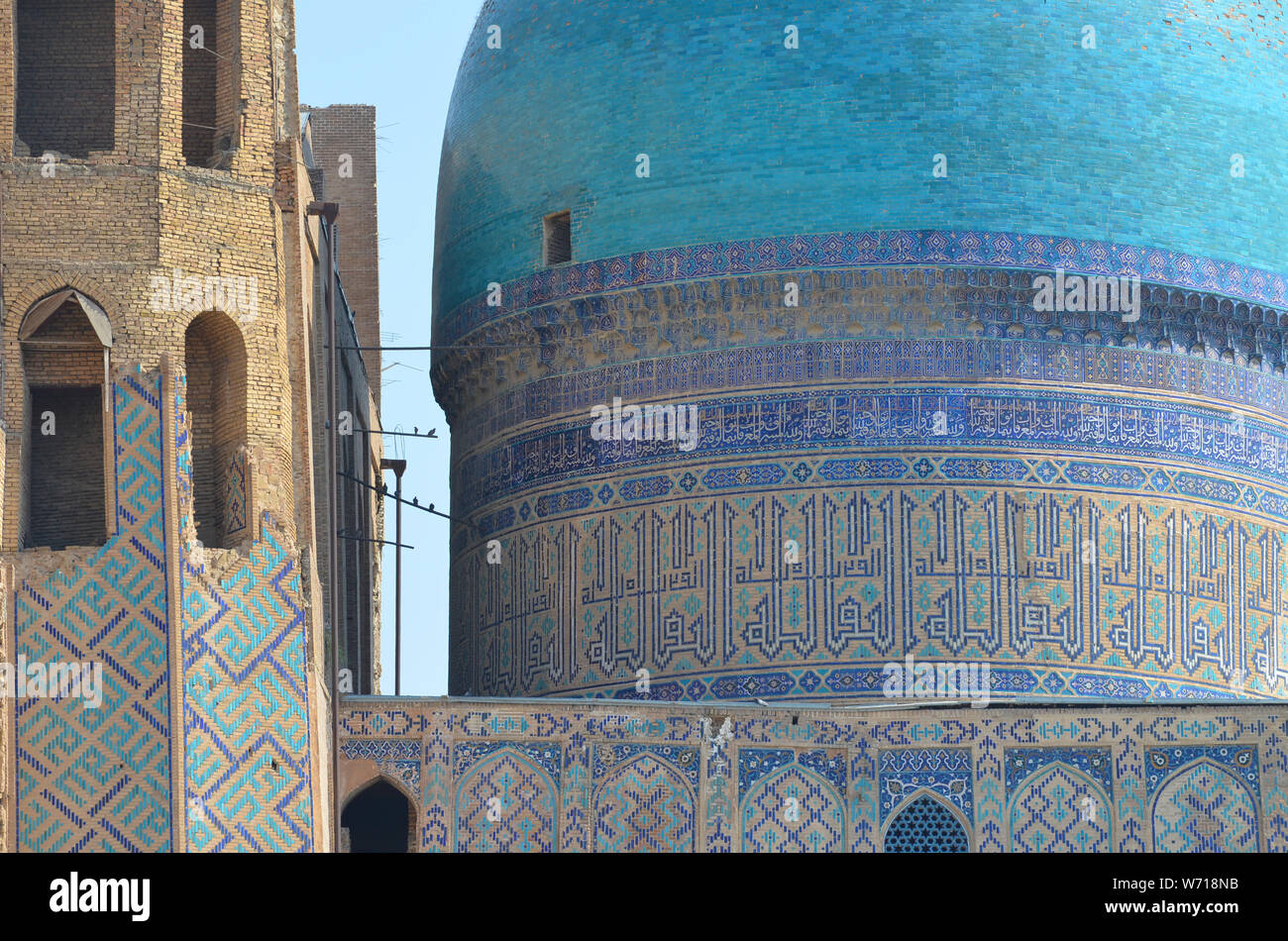Xv secolo moschea Bibi-Khanym, Samarcanda, Uzbekistan Foto Stock