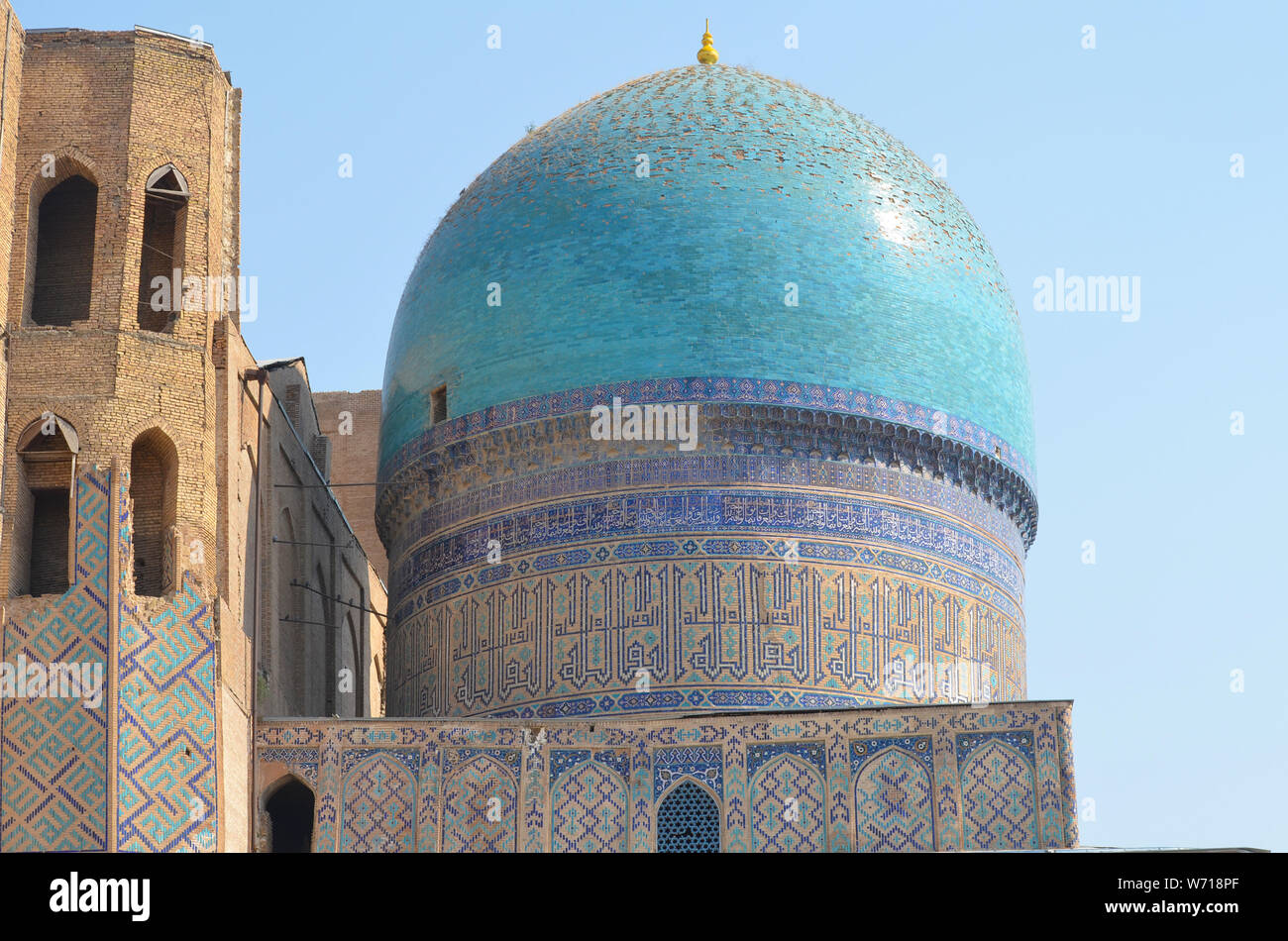 Xv secolo moschea Bibi-Khanym, Samarcanda, Uzbekistan Foto Stock