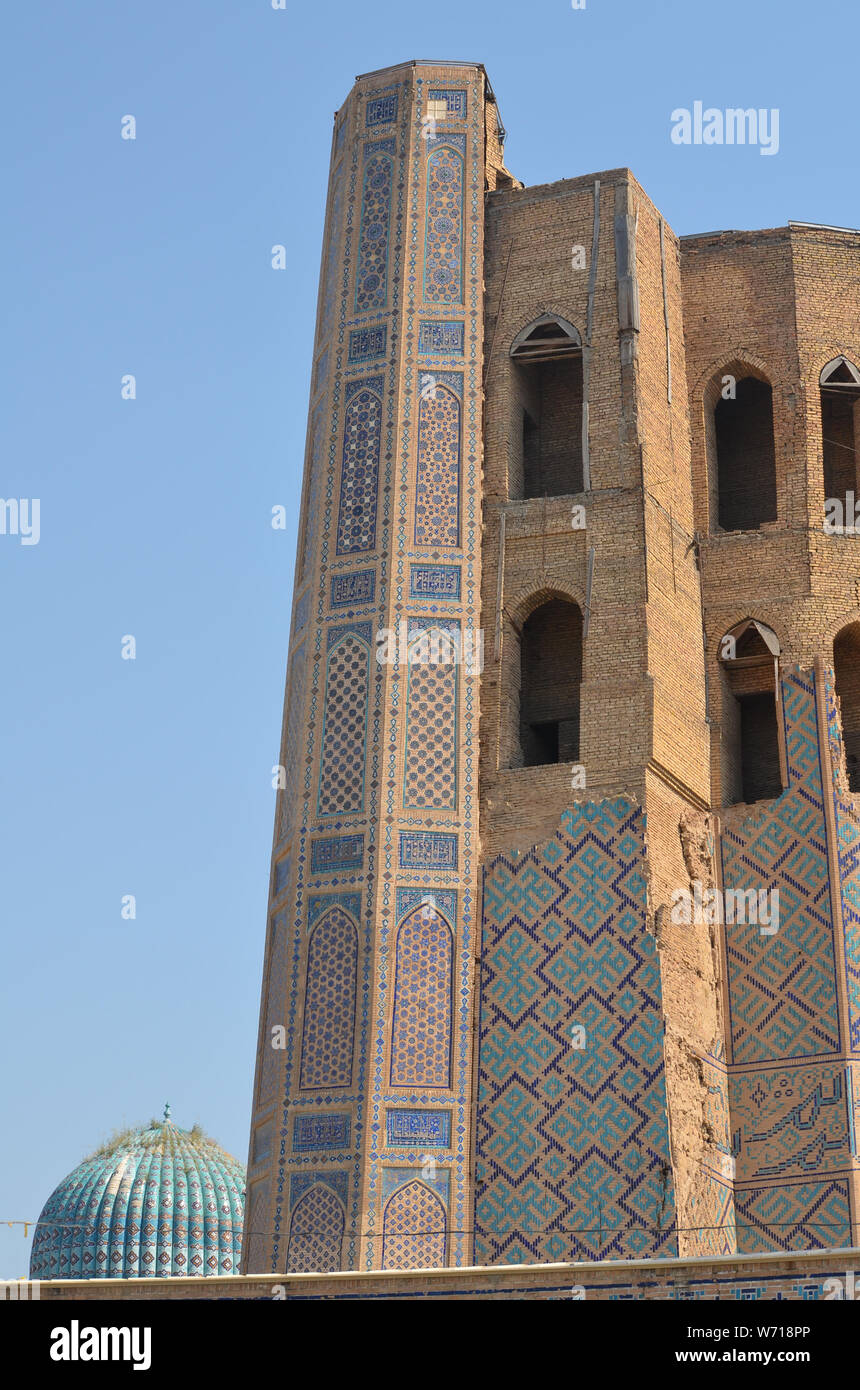 Xv secolo moschea Bibi-Khanym, Samarcanda, Uzbekistan Foto Stock
