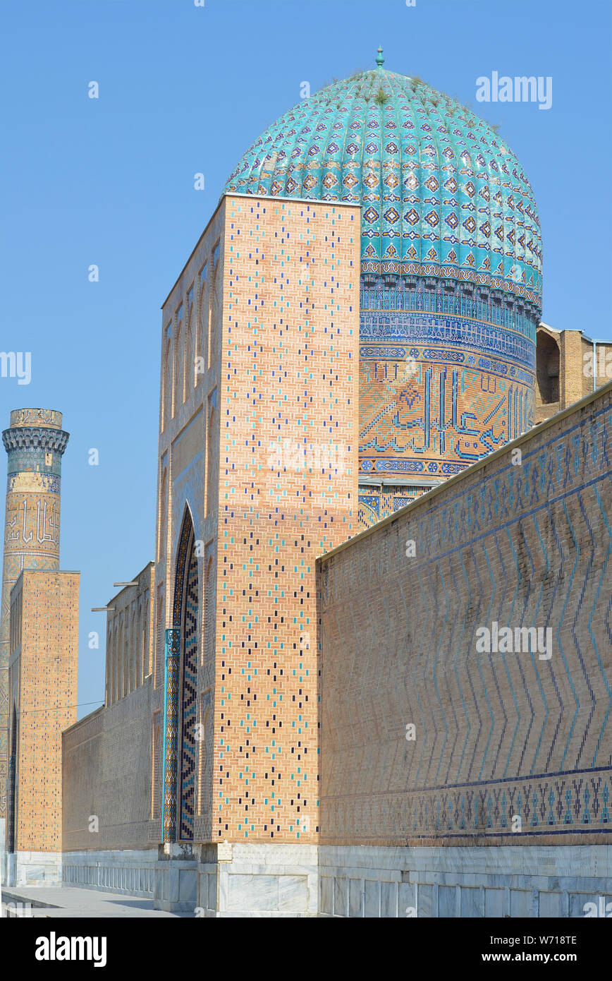 Xv secolo moschea Bibi-Khanym, Samarcanda, Uzbekistan Foto Stock