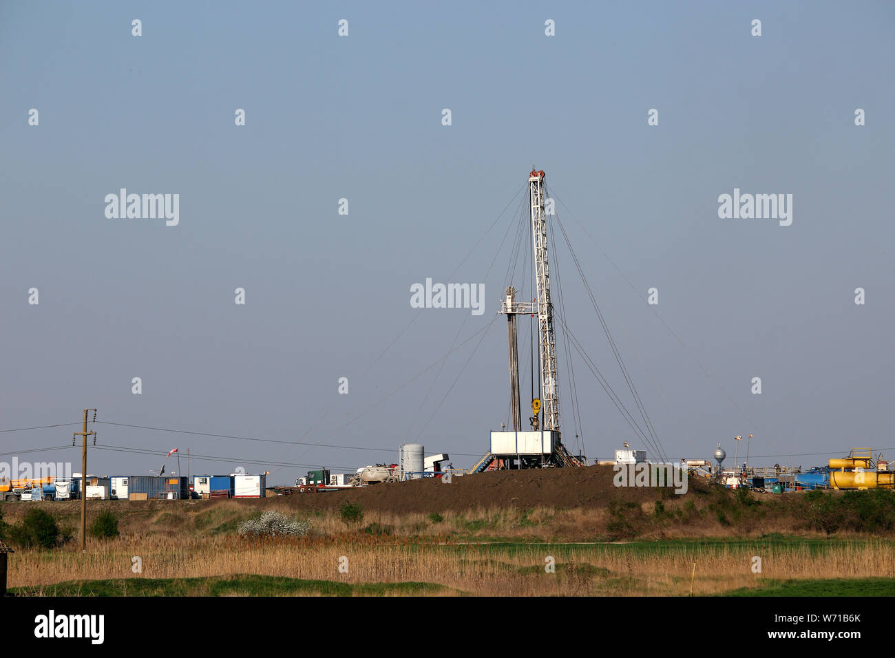 Terra di petrolio e di gas di attrezzatura di perforazione in industria petrolifera Foto Stock