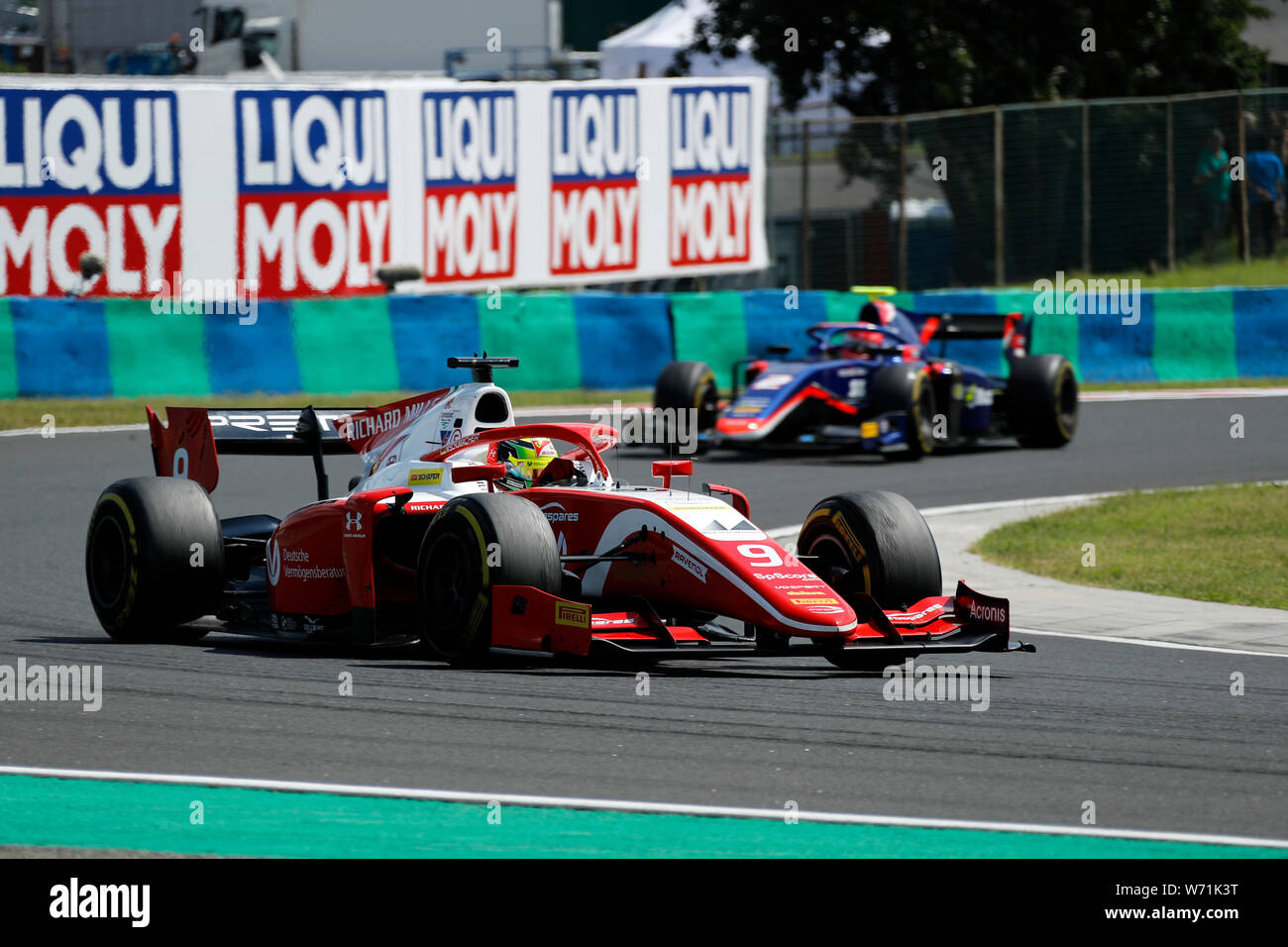 Budapest, Ungheria. 04 Agosto,2019. Prema Racing driver tedesco Mick Schumacher sul carrello durante il periodo della Formula 2 del campionato di gara del Gran Premio di Ungheria Credito: Marco Canoniero/Alamy Live News Foto Stock