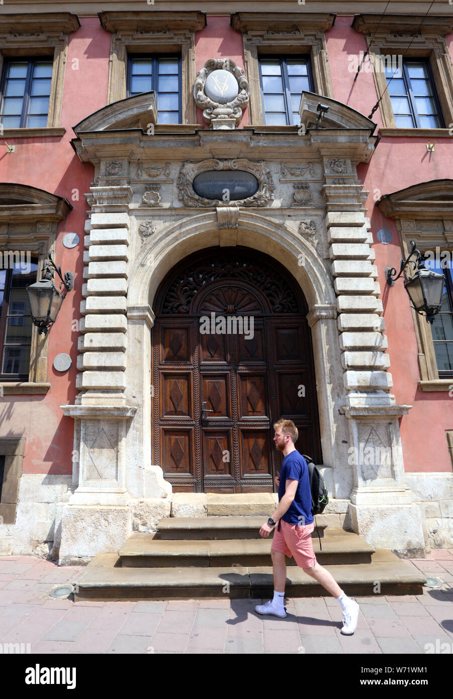 Cracovia. La Polonia. Decorazioni barocche ingresso al seminario dei Sacerdoti Missionari di san Vincenzo de' Paoli. Foto Stock