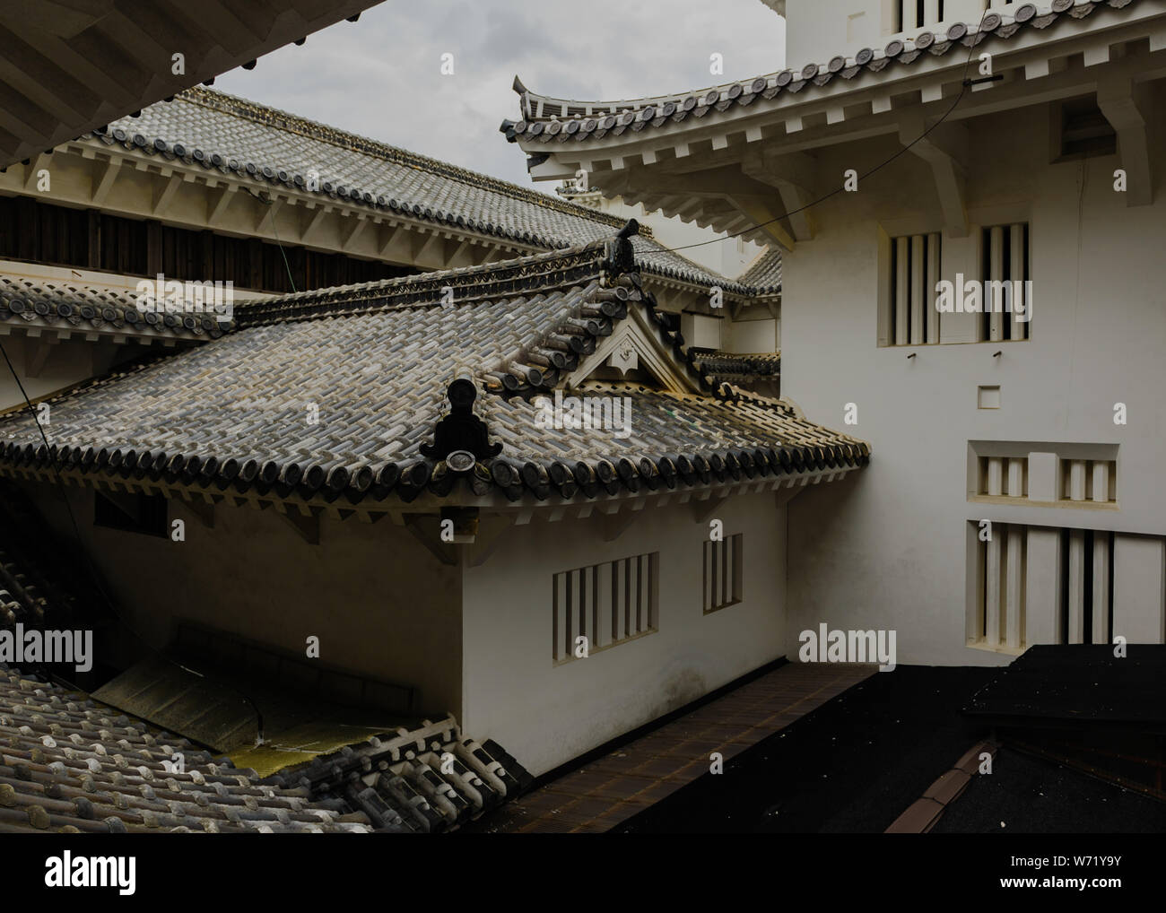 Impressione di Himeji-jo (castello di Himeji) noto anche come airone bianco Castello o airone bianco Castello mostra la struttura di un forte sistema di difesa, Giappone 2018 Foto Stock