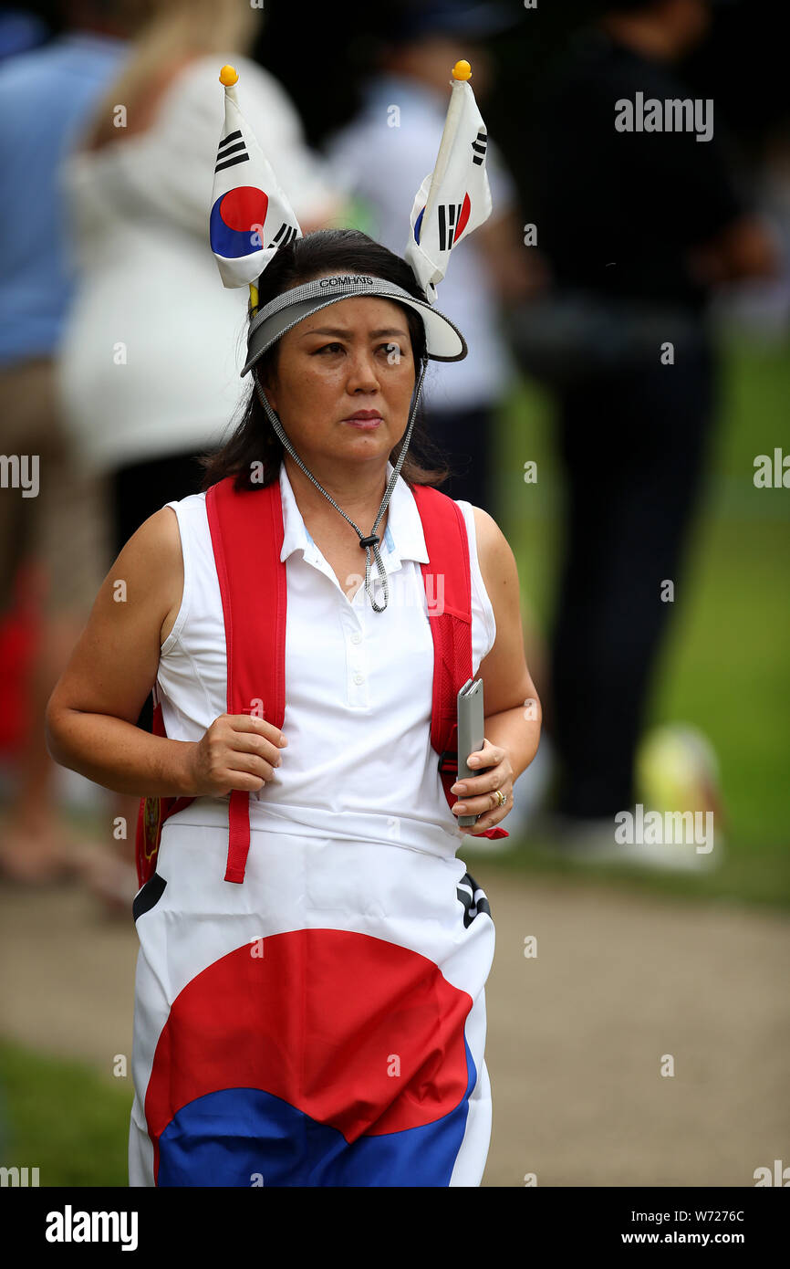 La Corea del ventilatore sul terzo foro durante il giorno 4 dell'AIG donna British Open at Woburn Golf Club, poco Brickhill. Foto Stock