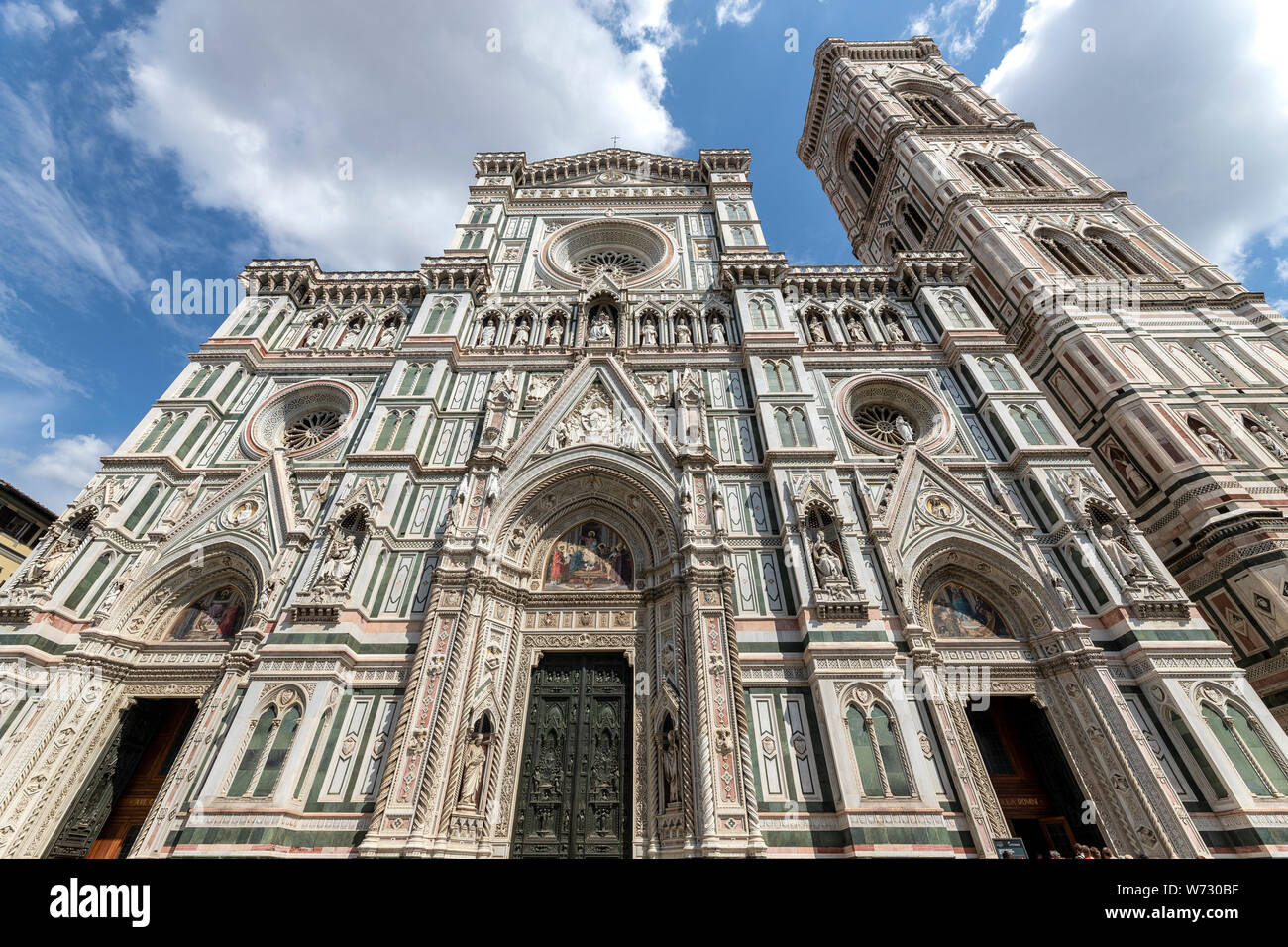 La facciata esterna di Santa Maria del Fiore Foto Stock