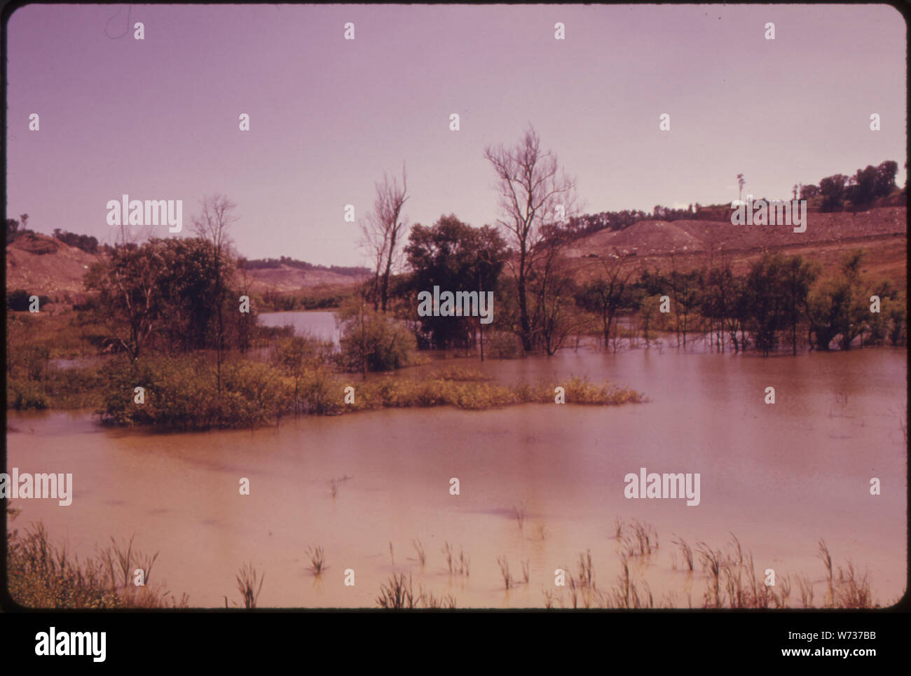 Nastri mineraria dalla società carbonifere ha provocato inondazioni in un'area fuori rotta #100 a sud dalla Interstate 70 Foto Stock