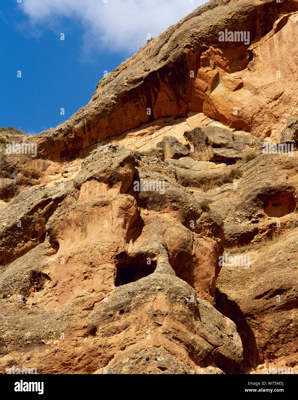 Spagna. La Rioja. Santa Eulalia Somera. Eremita grotte. Il anchorites vi abitò durante l'epoca visigotica. Valle Cidacos. Foto Stock