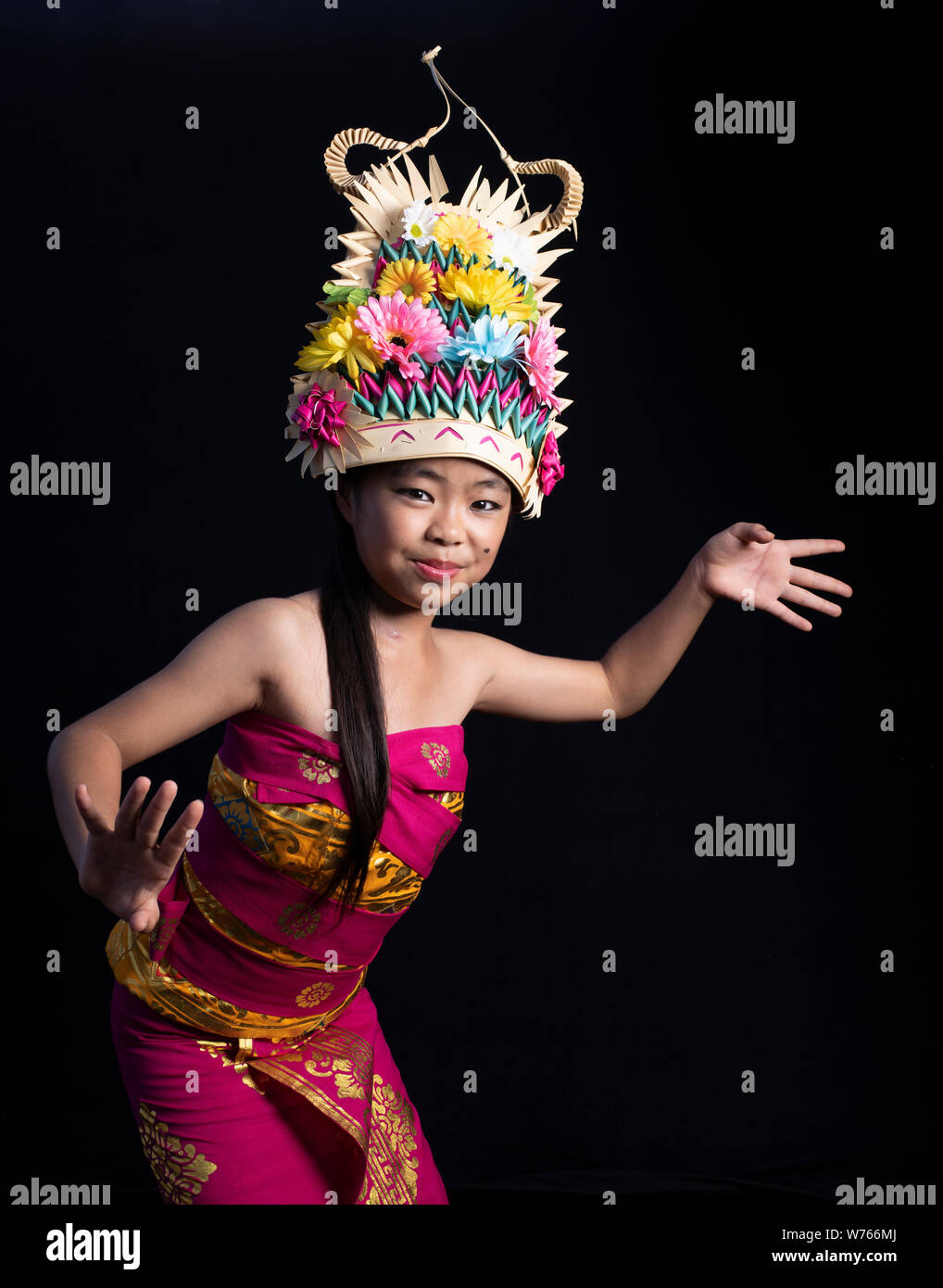 Ritratto di danza Balinese Gamelan e membro della classe. Con danze e musiche tradizionali di Bali, Indonesia, sud-est asiatico compresi Legong Benvenuto barong dance Foto Stock