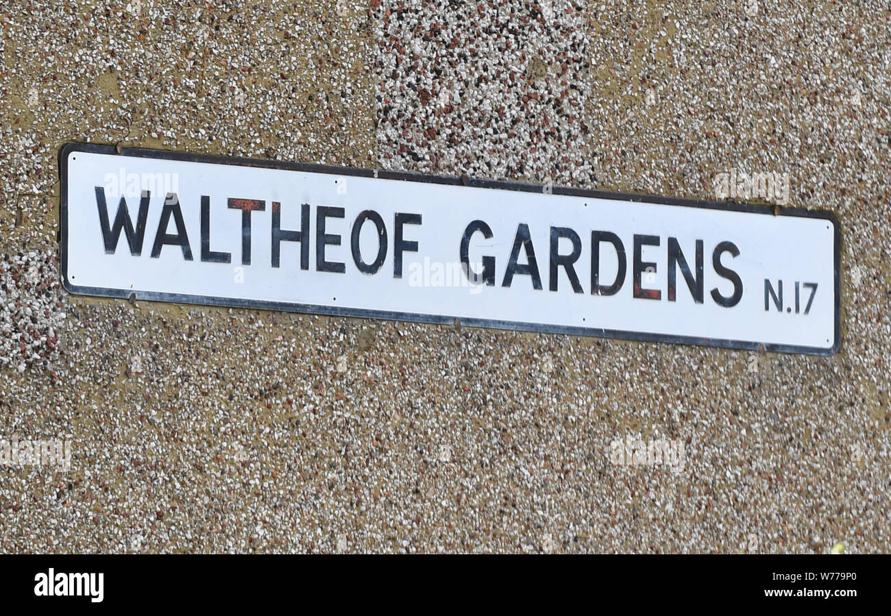 Waltheof Giardini in Tottenham, nord di Londra dove un 89-anno-vecchia donna è stato trovato ucciso nella sua propria casa. Foto Stock