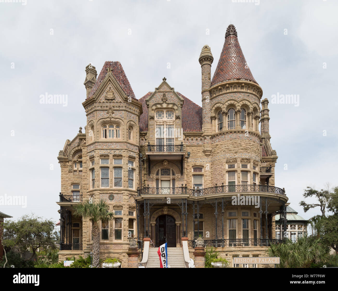 Palazzo del Vescovo, noto anche come Gresham il castello, un raffinato in stile vittoriano house, situato su Broadway e 14th Street in East End Storico Quartiere di Galveston, Texas descrizione fisica: 1 Foto : Digital, file TIFF a colori. Note: Foto Stock